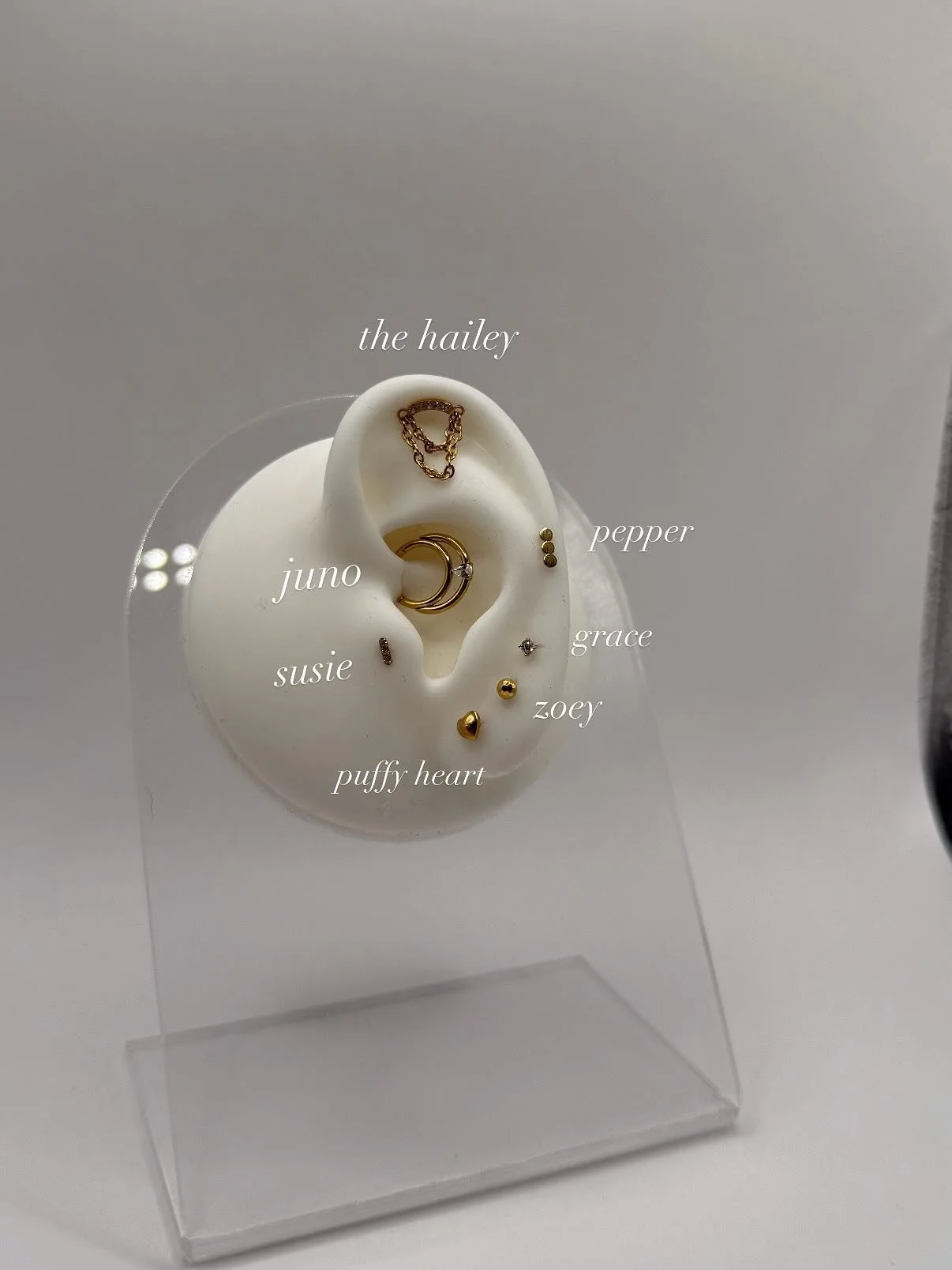 New jewelry drop !!✨😆

Let me know your favorite in the comments 👇🏻