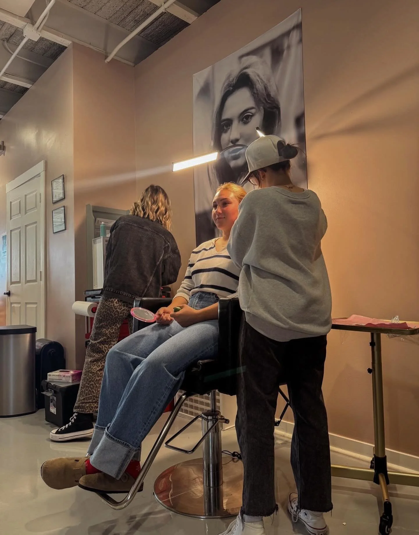 This weekend&rsquo;s salon pop-up reminded me how lucky I am to do what I love. Thank you to the clients who continue to support my work and to the spaces that welcome me in. Grateful for every opportunity this business brings!! ✨

Huge thank you to 