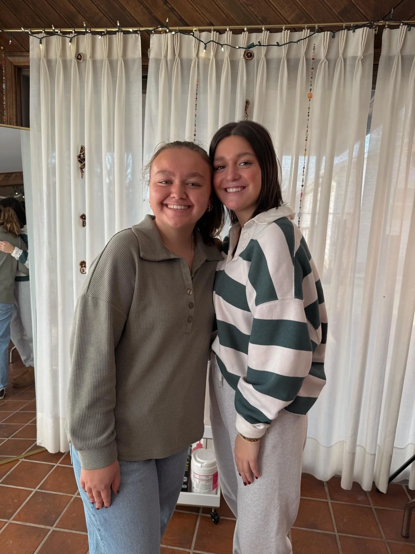Matching third lobes for these cuties! 🥰

I am so thankful these sweet girls who made the drive from Findlay to see me! 🚗✨