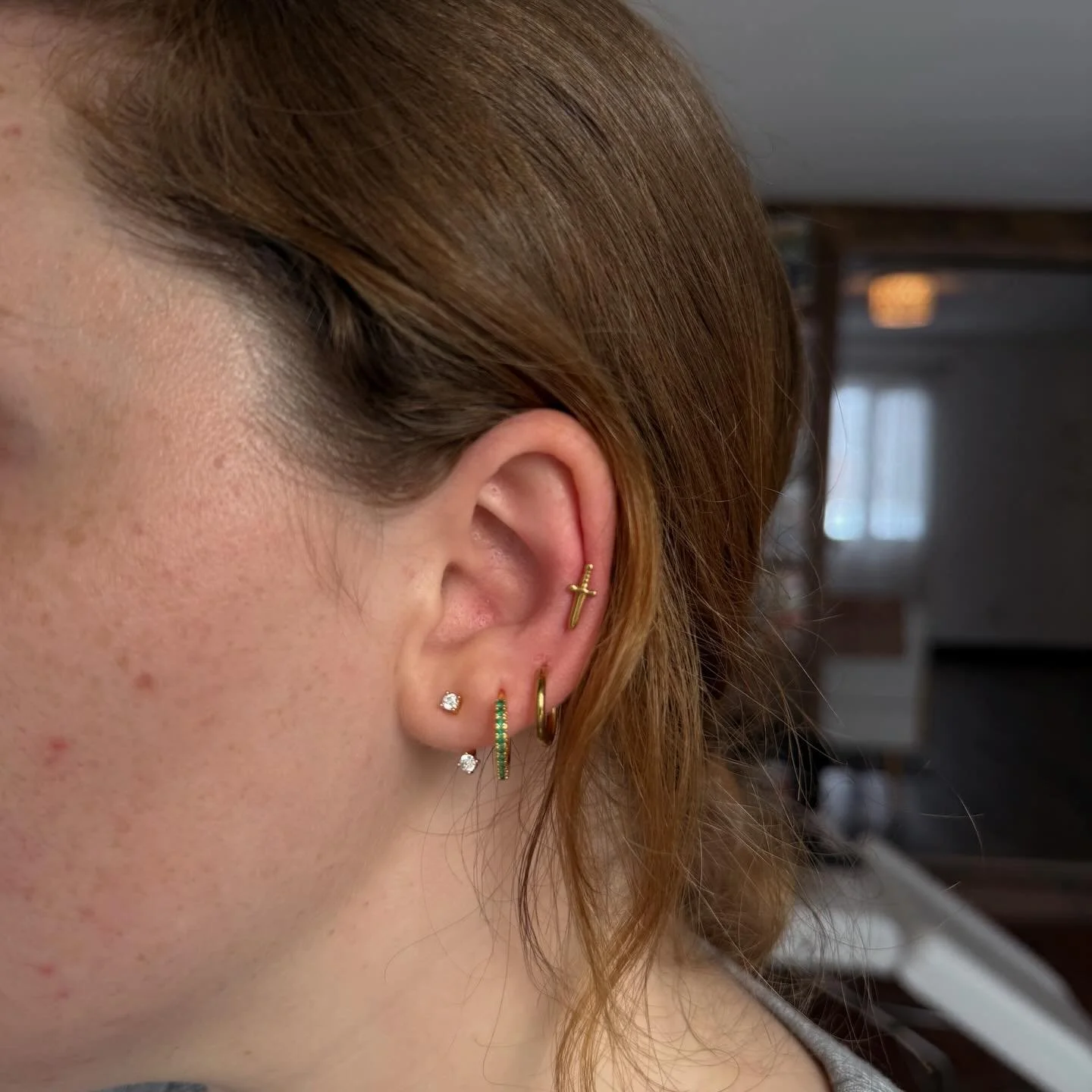 Dagger 🤝 mid helix 

My client loves Percy Jackson and decided to get the sword jewelry to represent her love for the franchise! 🗡️