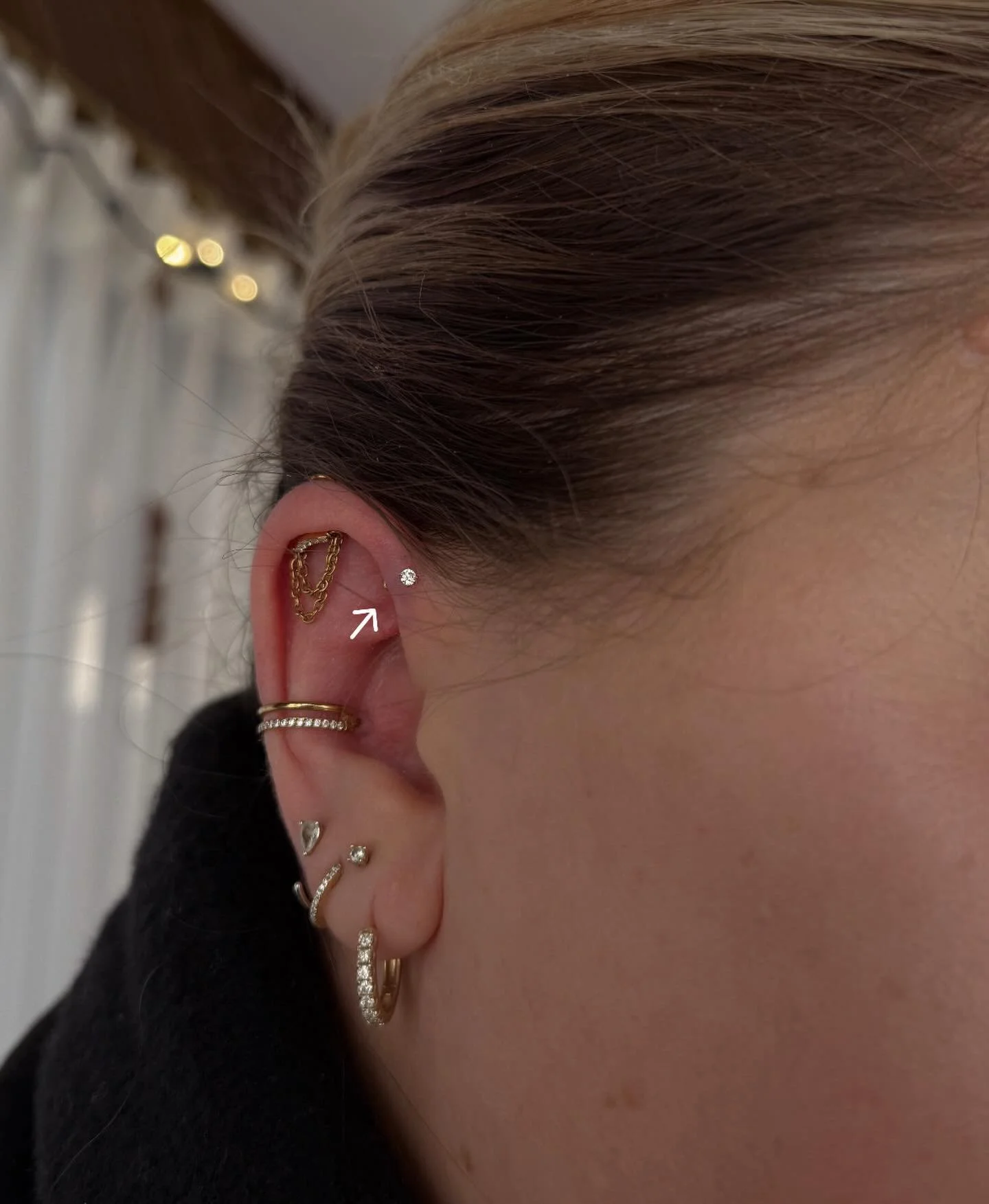 Dainty little forward helix ✨