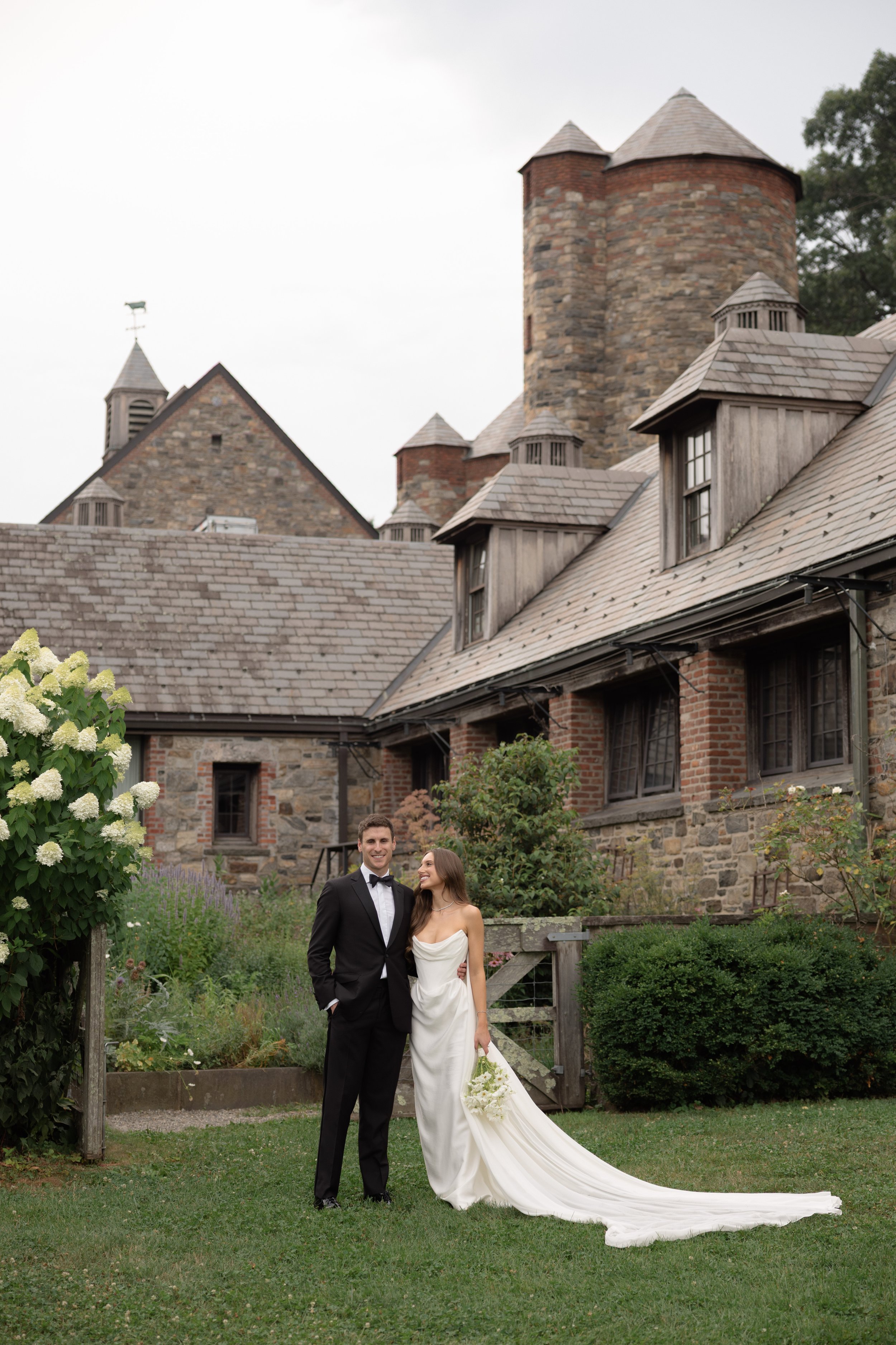 Blue-Hill-at-Stone-Barns-Editorial-Wedding-33.jpg