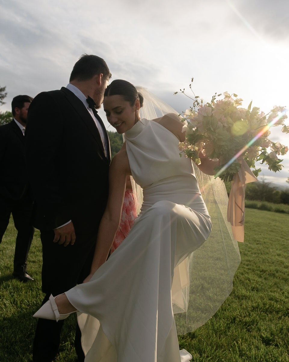 They chose Big Spring Farms for the open air and the view. Gabrielle and Trey leaned into it - clean lines, natural light, and a celebration that felt grounded and intentional. 
Shot for @kristenweaverphoto 

#countrysidewedding #dmvwedding #bigsprin