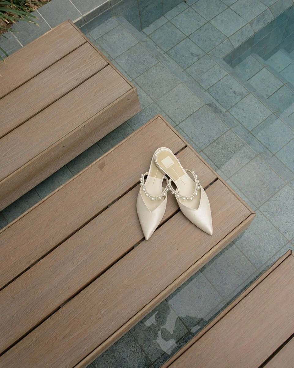 They chose Antigua, Guatemala for its texture and history, and let the setting do most of the work. Mersiha and Daniel kept everything thoughtful and unfussy, which made the entire day feel natural from beginning to end - a perfect representation of 