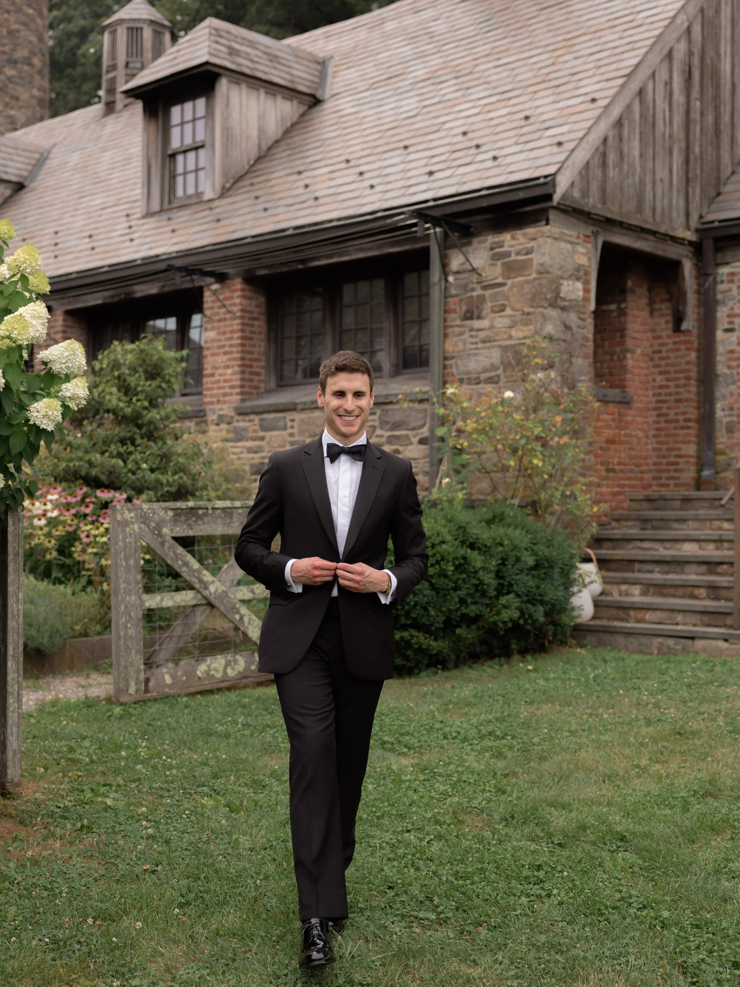 Blue-Hill-at-Stone-Barns-Editorial-Wedding-44.jpg