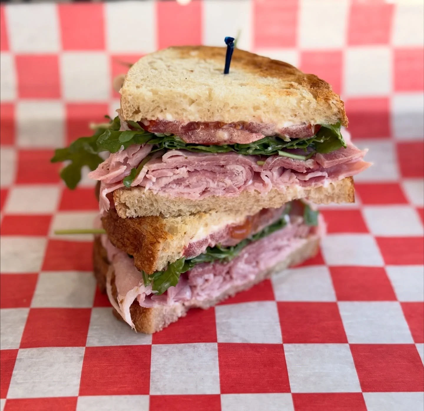 Thursday Feature: Simple Ham Sam Sammie 
Local Smoked Ham, Wild Arugula, local tomatoes, Mayo on Sourdough 
#cheffeature #cincinnatilunch #chefscafecincy
