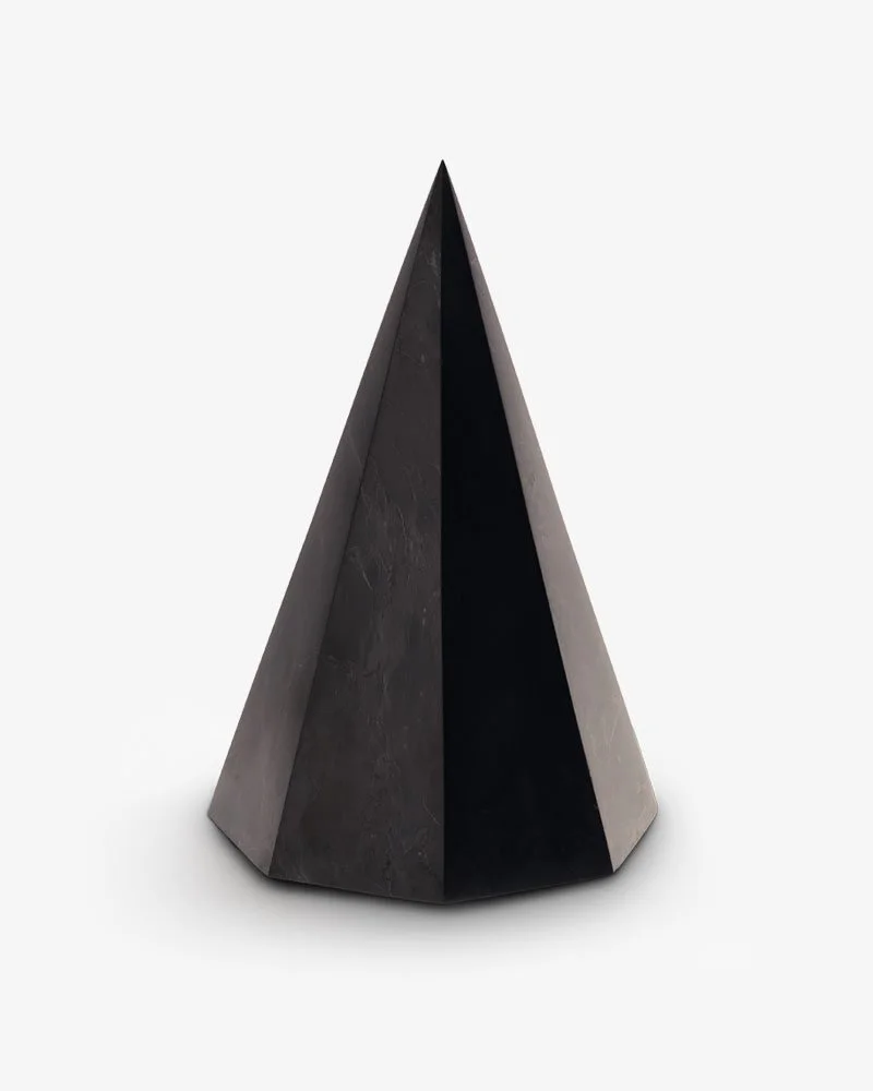 Pyramide Ra. Für Arbeitsplatz &amp; Büro