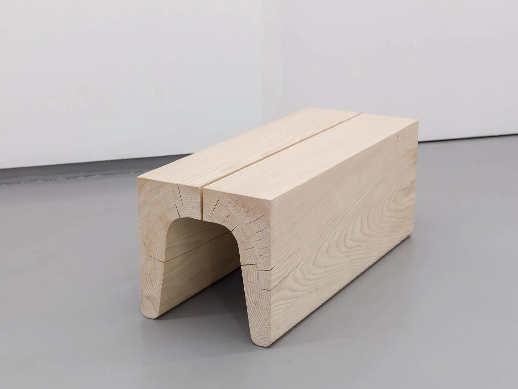Karoline_Fesser_Harald_Berchtold_U_Bench.jpg