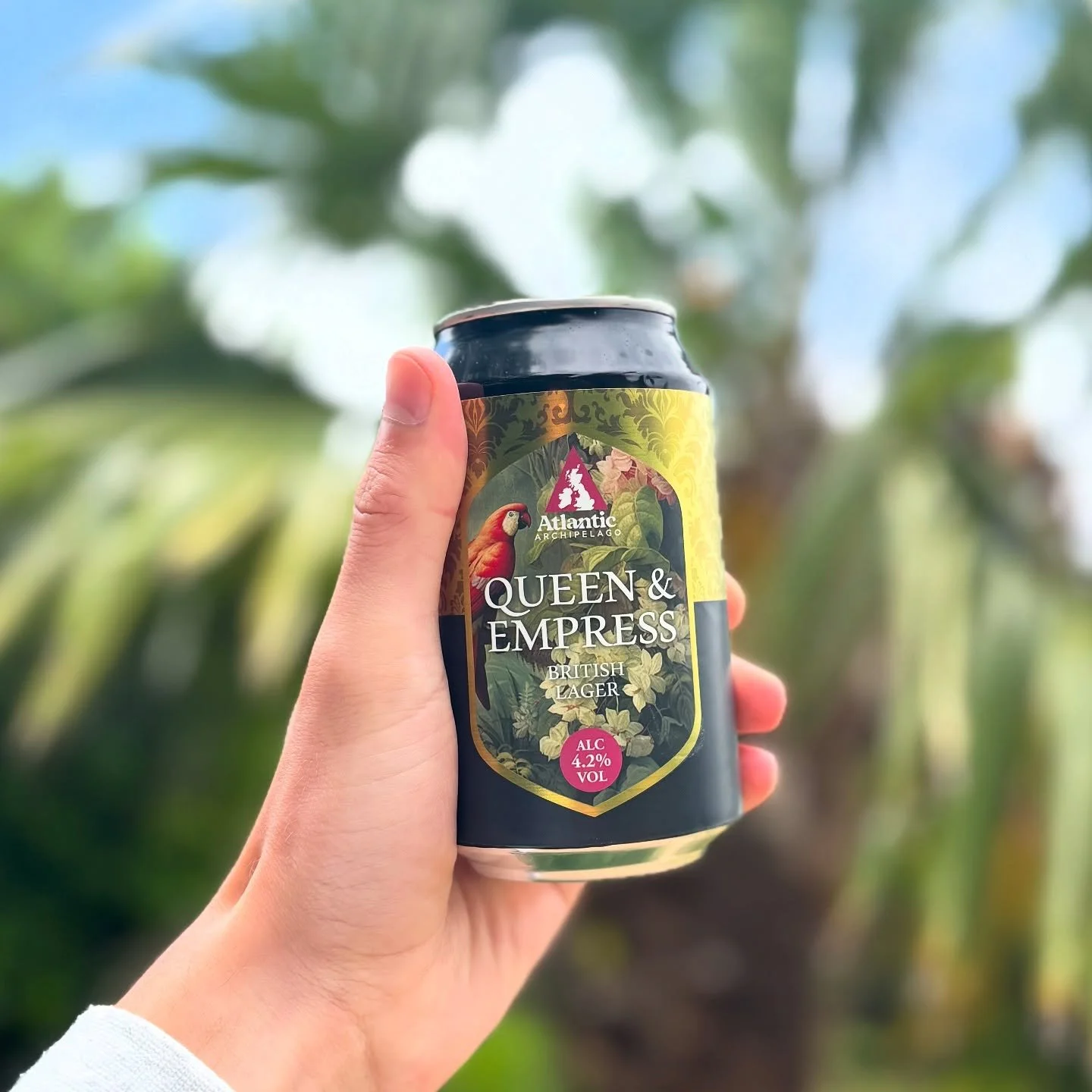 Regal as always - Queen &amp; Empress

#lager #beer #victoria #hm #queen #malt #barley #uk