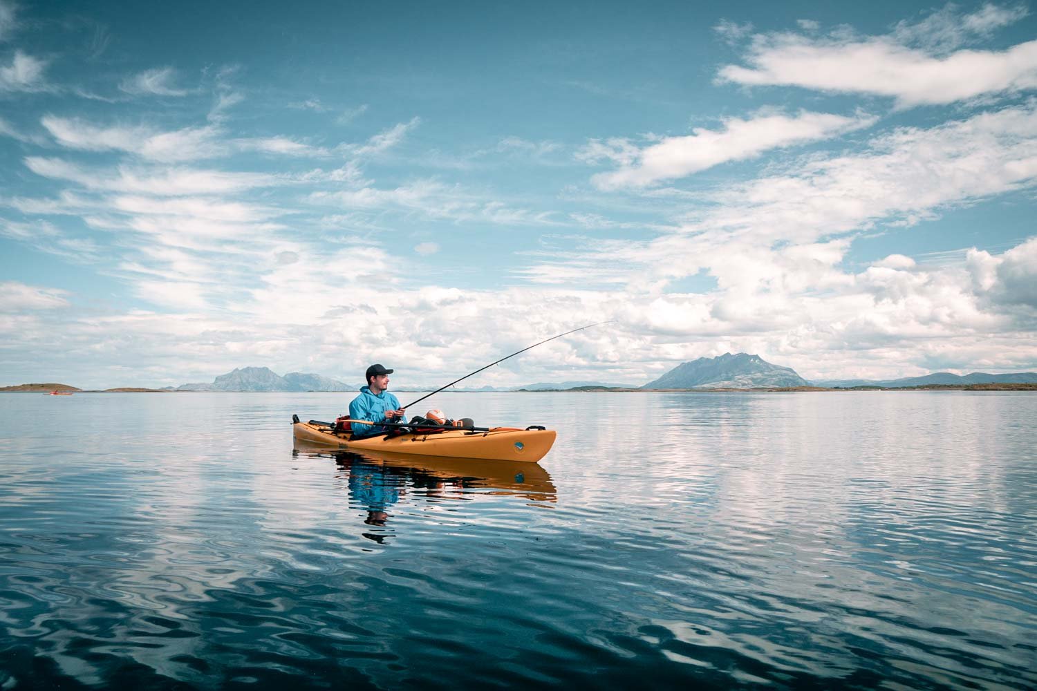 Paddling-Kayak-Adventure-Helgelandskysten-Helgeland-Norway-Kalvan-Heroy-6-2.jpg