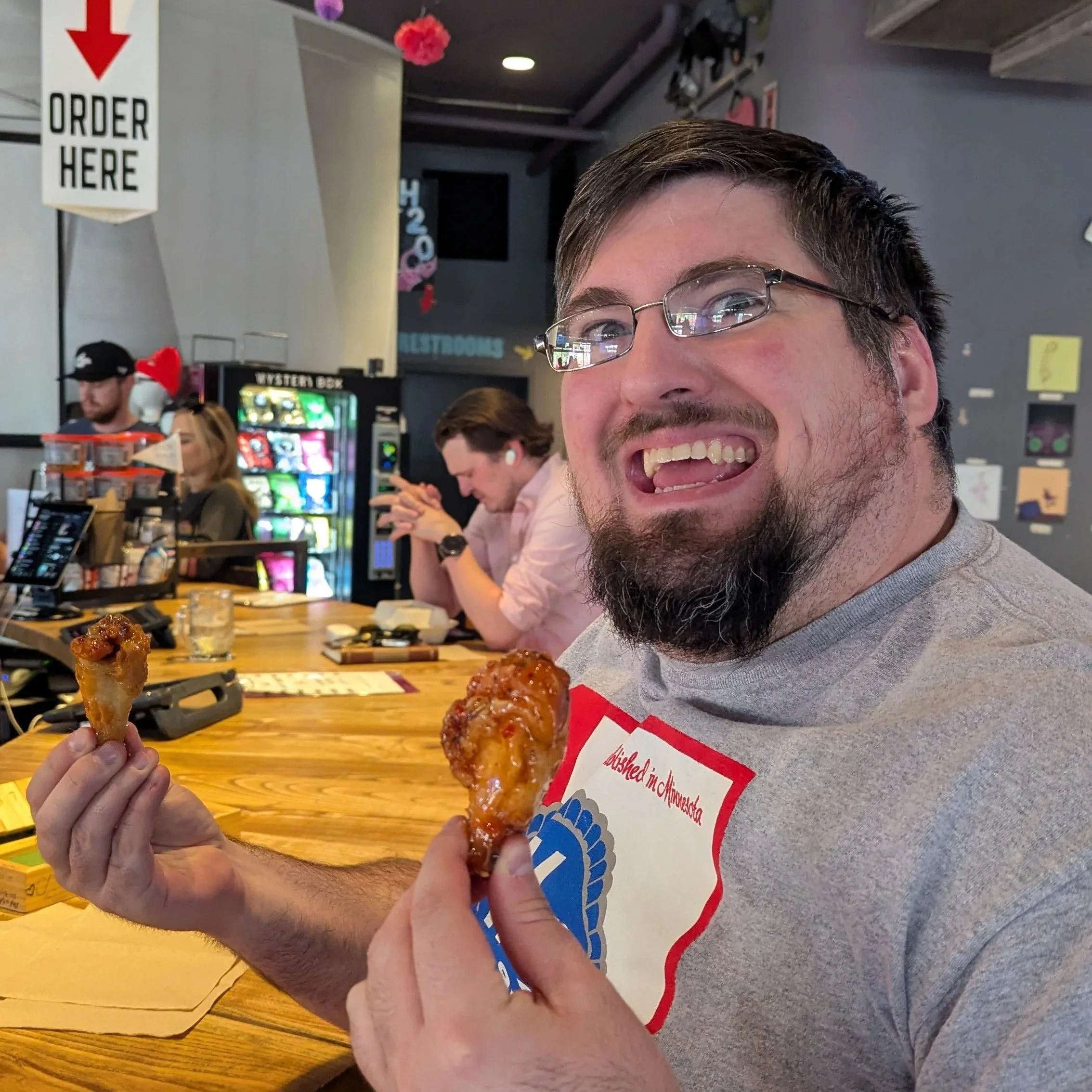 tomtomwings.jpg
