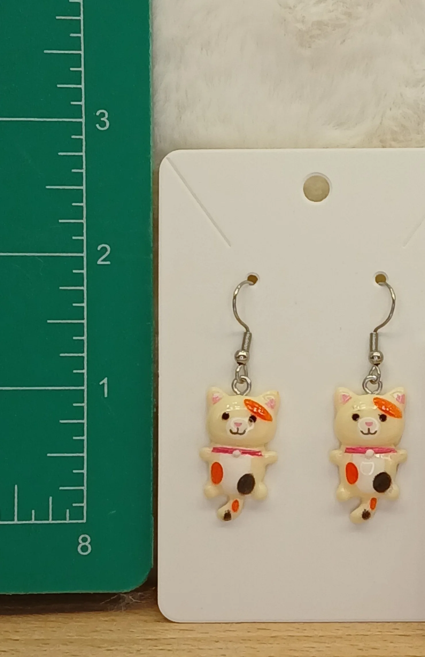 E1000155 Fun Earrings Cute Kitty Tan.2.jpg