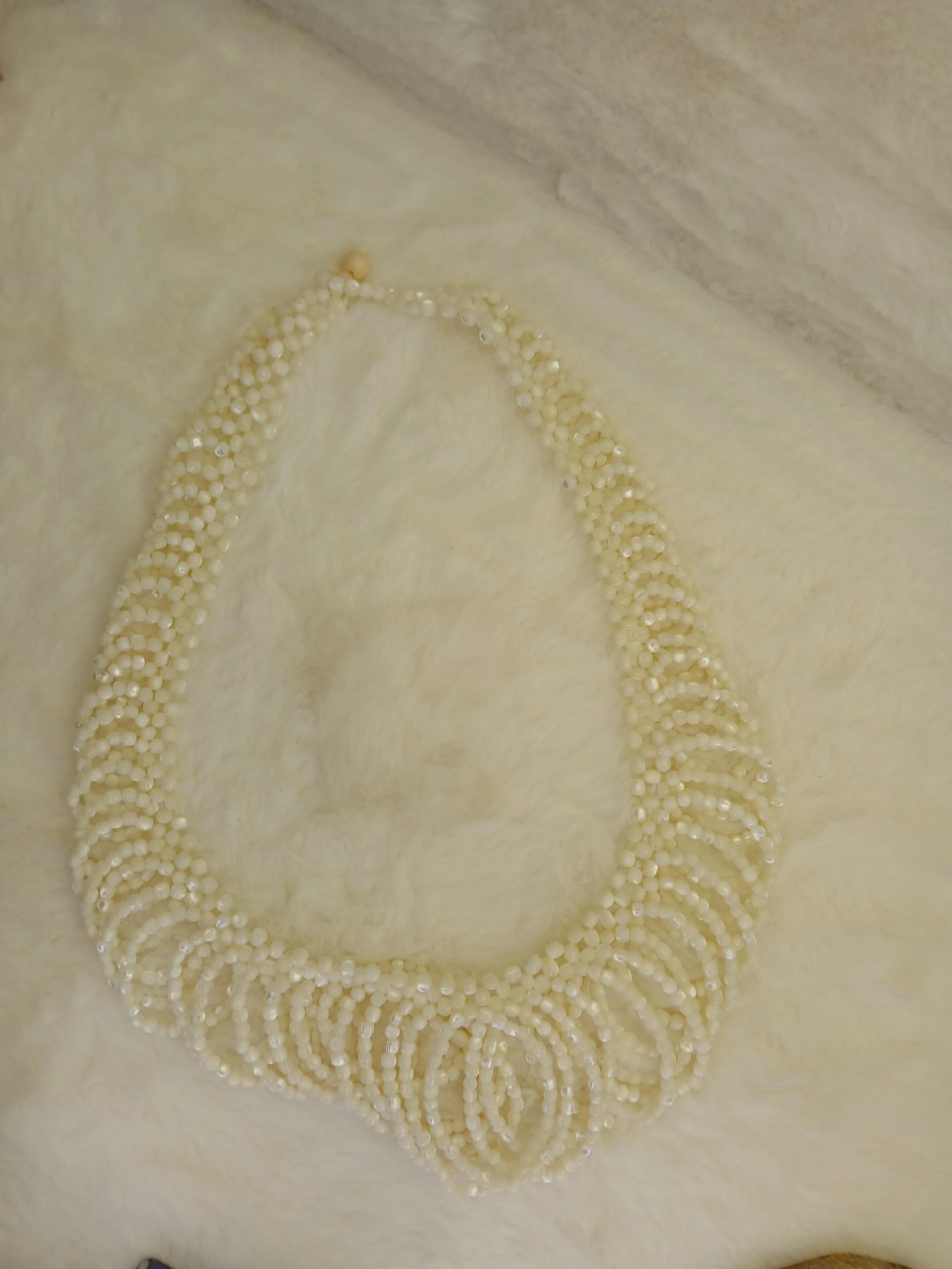 N1000126 Iridescent Pearl Necklace 20 in.6.jpg