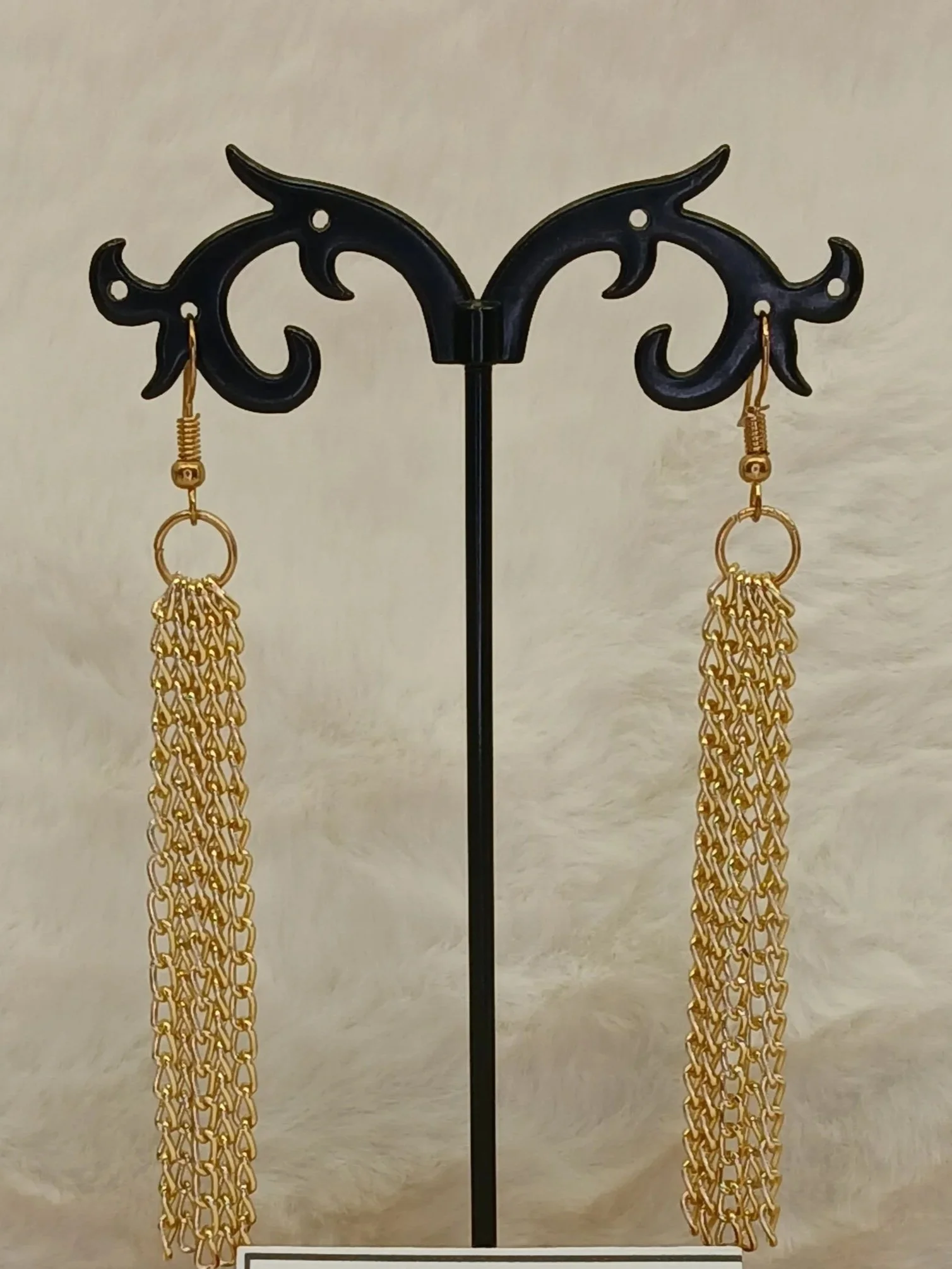 E1000146+Gold+Chain+Earrings.1.jpg
