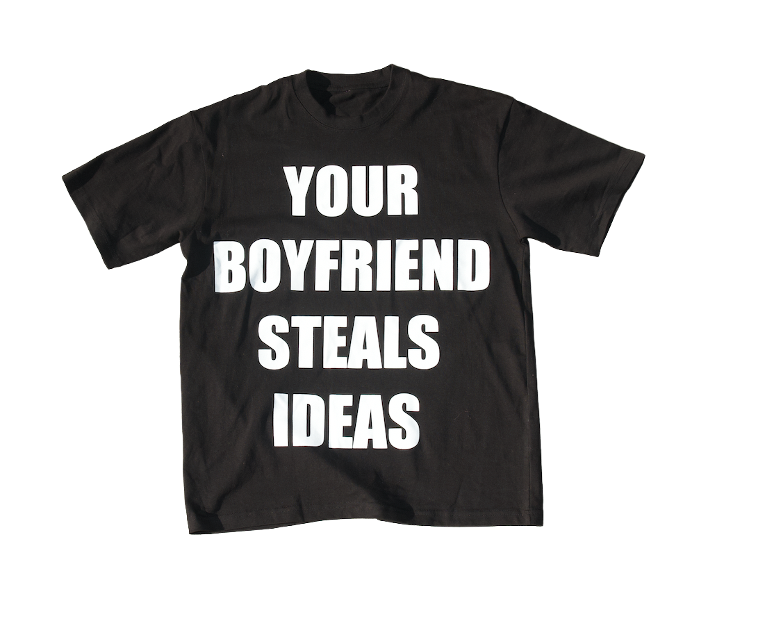 BOYFRIEND TEE
