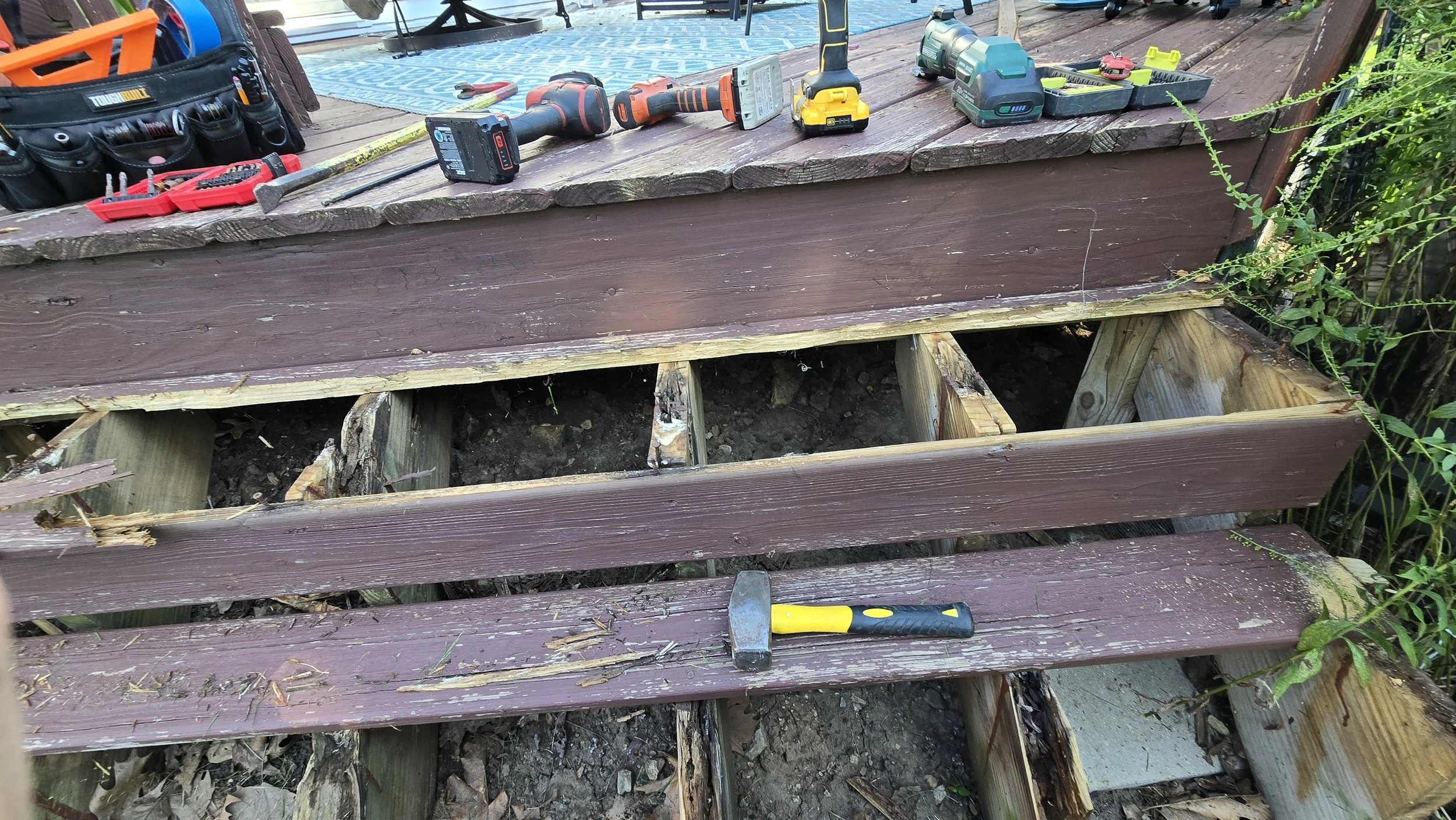 Rotten stringers usually necessitate totally replacing the affected deck stairs