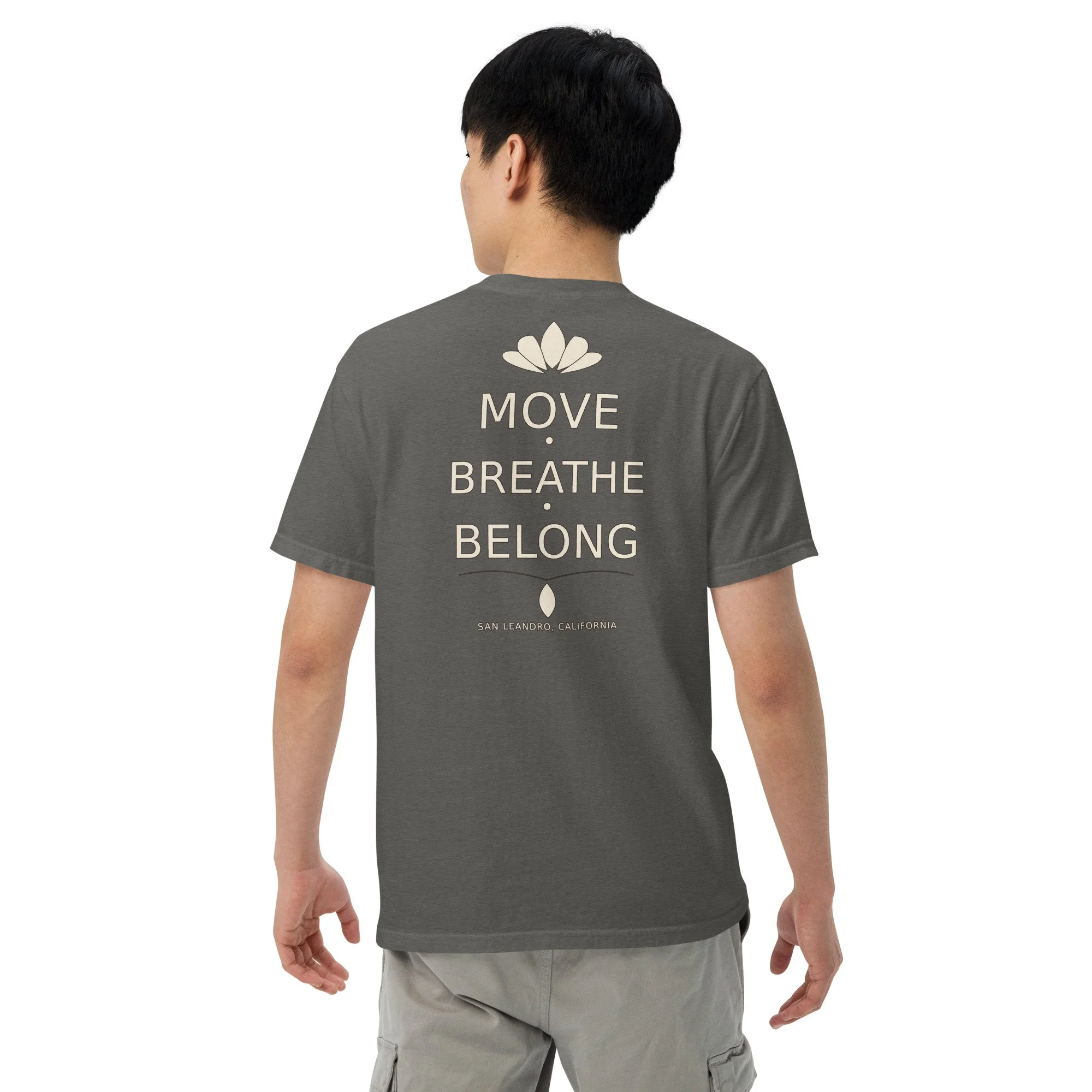 Bloom Heavyweight Tee in pepper, back view