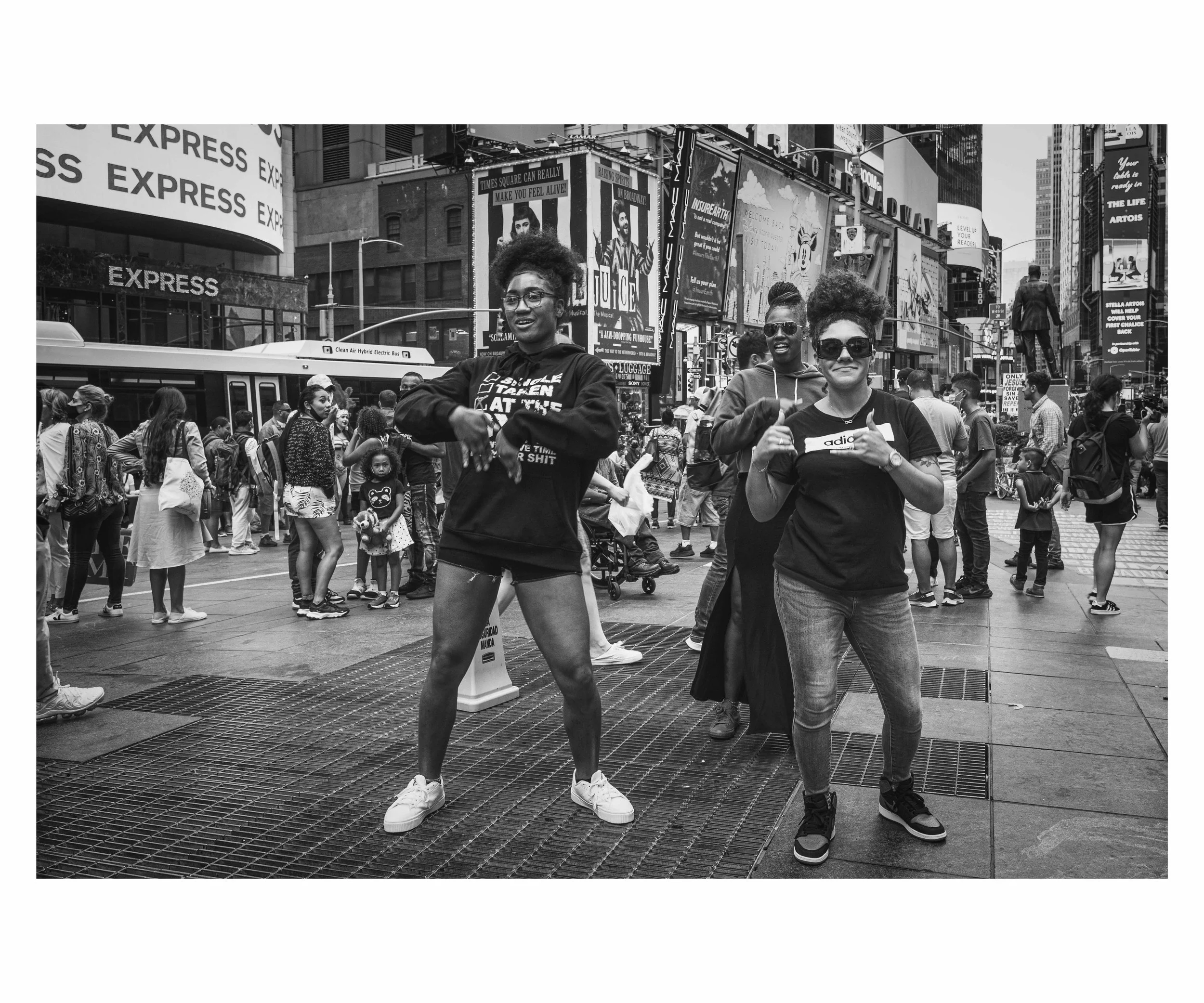 Project : I Need People