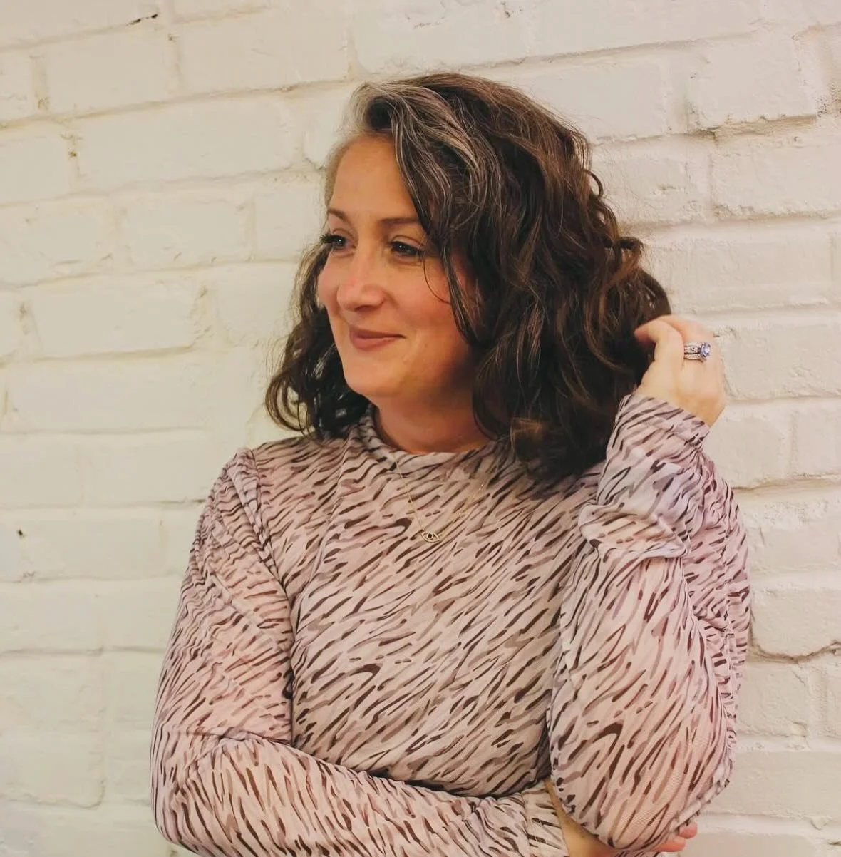 This beauty celebrated her Birthday yesterday! Happy Birthday Lauren!! 🎉🥳

Let&rsquo;s celebrate! She&rsquo;s hosting her &ldquo;Dying to Know&rdquo; trivia night on April 17. Grab a group or &ldquo;No one plays alone&rdquo; and join. We have our t
