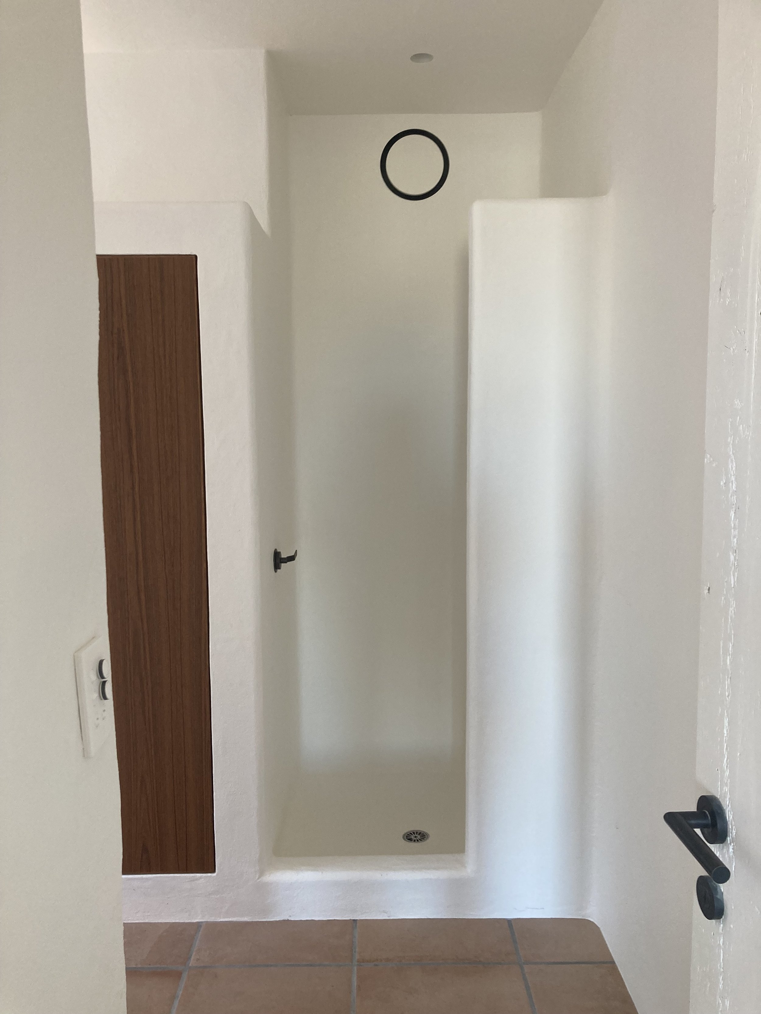 Omaha beach front, bathroom, Aalto