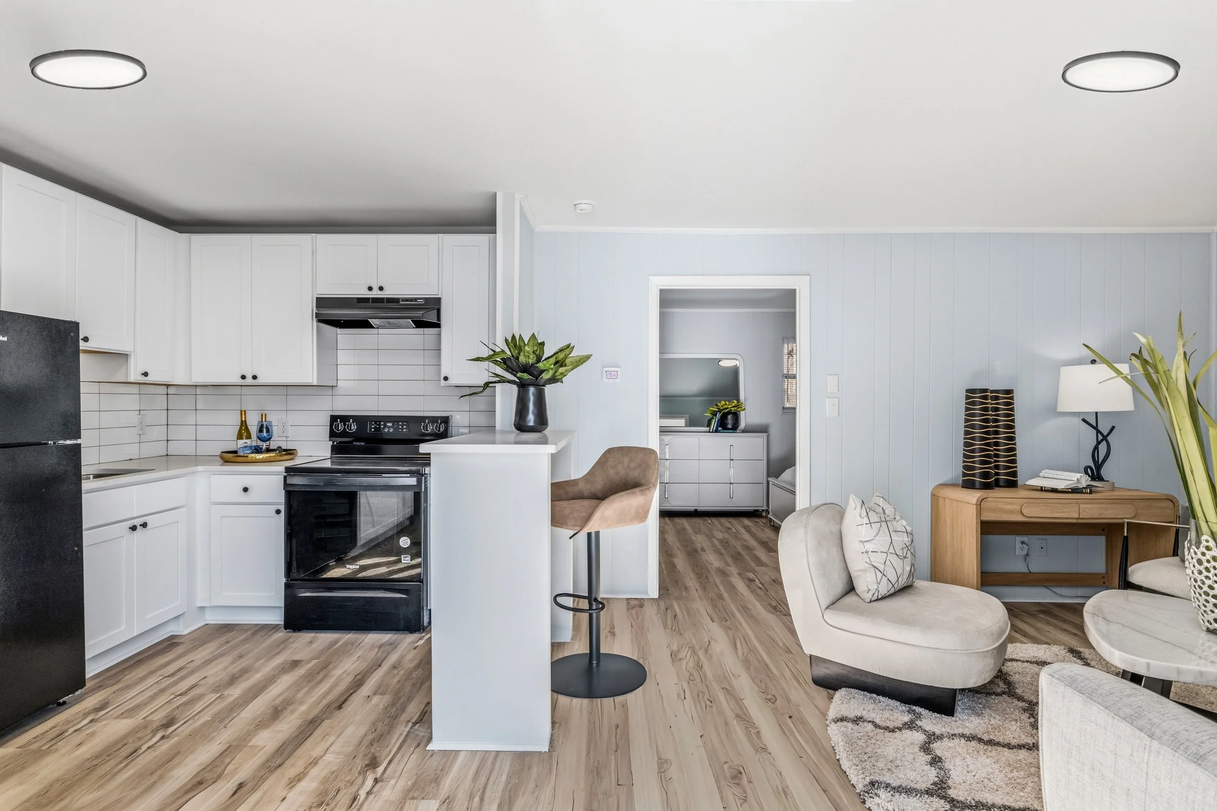 4233 brownsboro road unit 6-1007.jpg