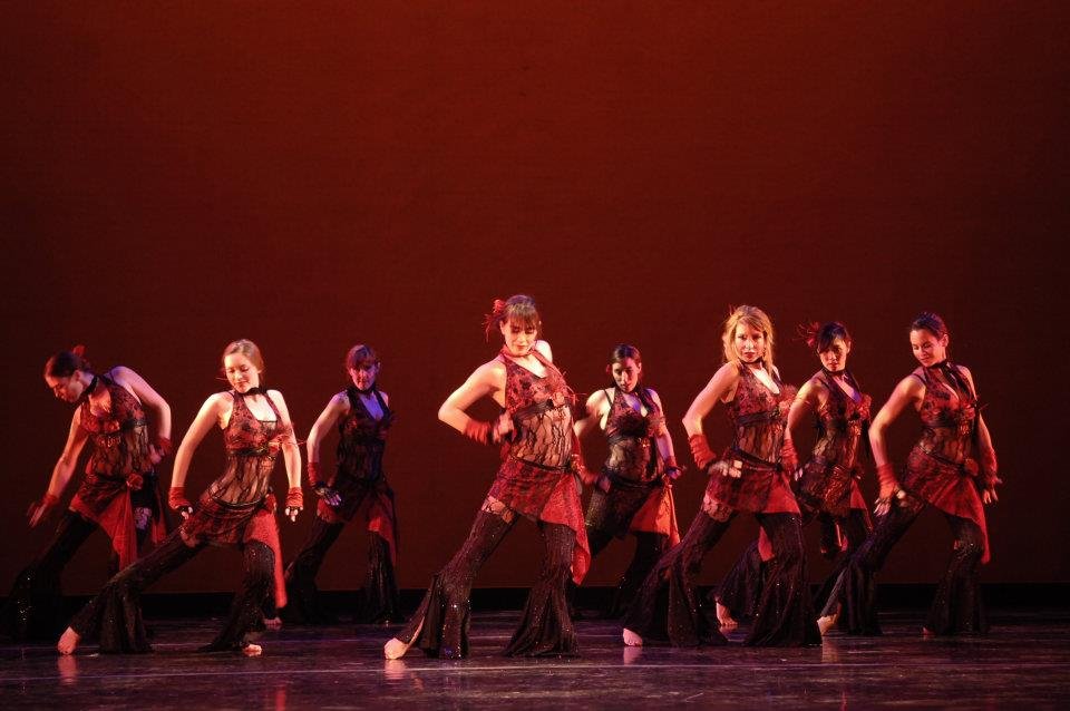 Join us for one of our most popular performances of the year, our annual Valentine's Day show! ❤ Enjoy a beautiful evening of bellydance, ballet, poetry, and storytelling, with the Mosaic Dance Company plus our friends the Cadenza Ballet Studio Compa