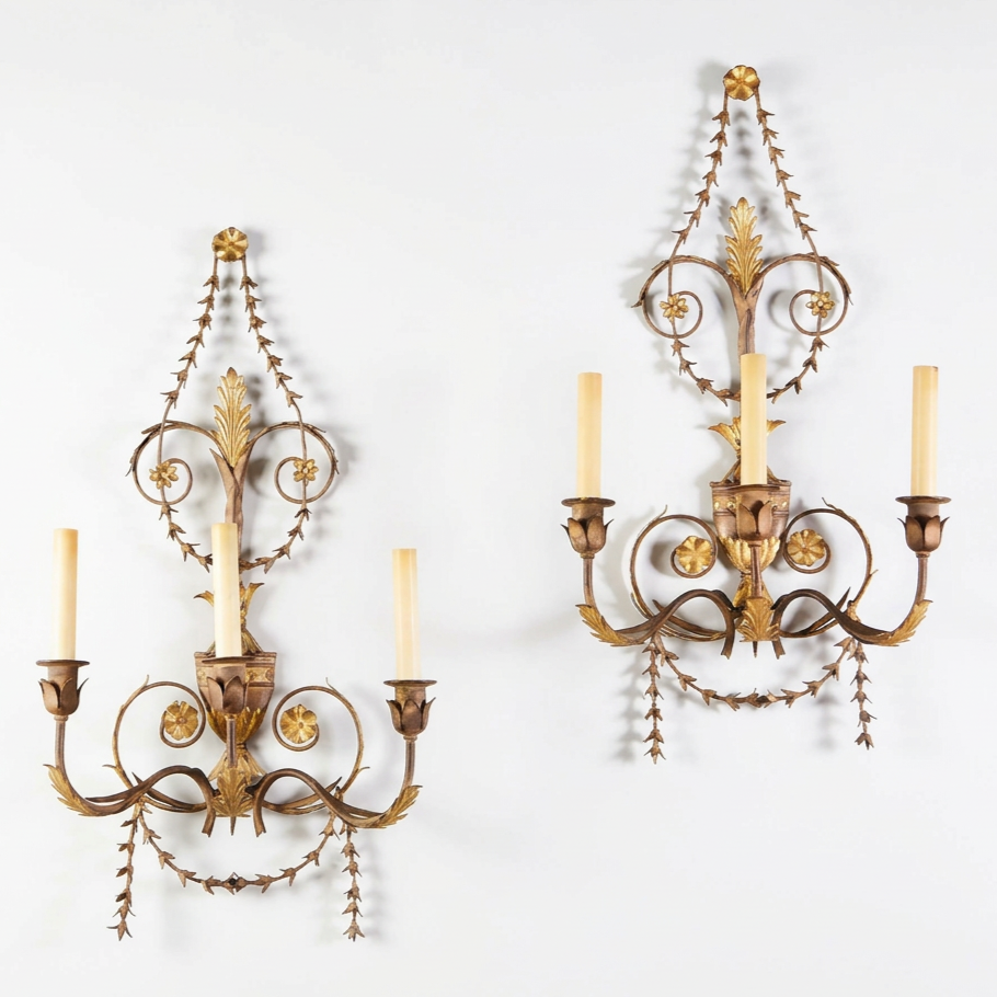 A PAIR OF NEOCLASSICAL TOLE WALL LIGHTS