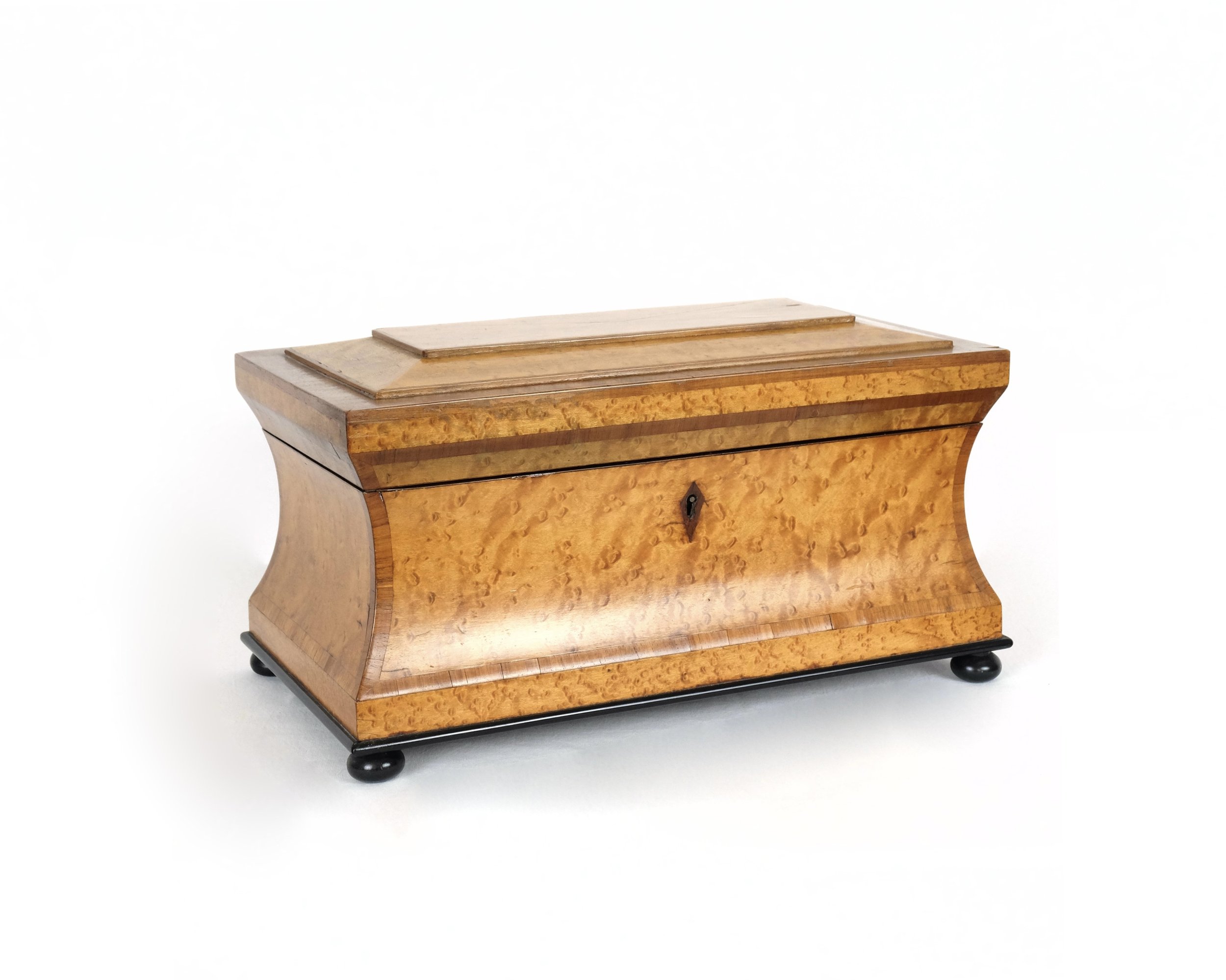 A BIRDSEYE MAPLE TEA CADDY