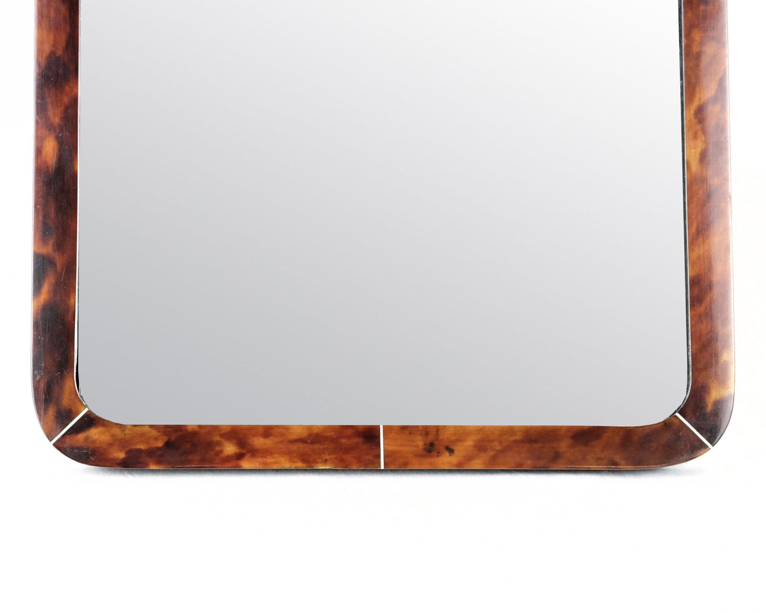 miror.jpeg