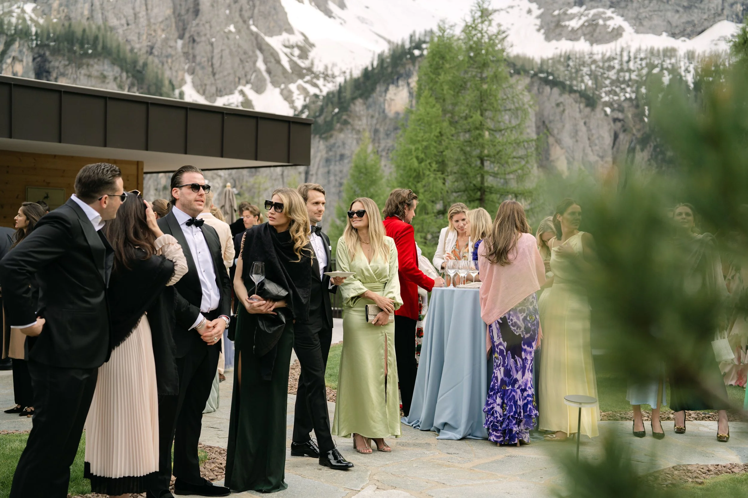 Anja&Konsti_Dolomites_thehotis-40.jpg