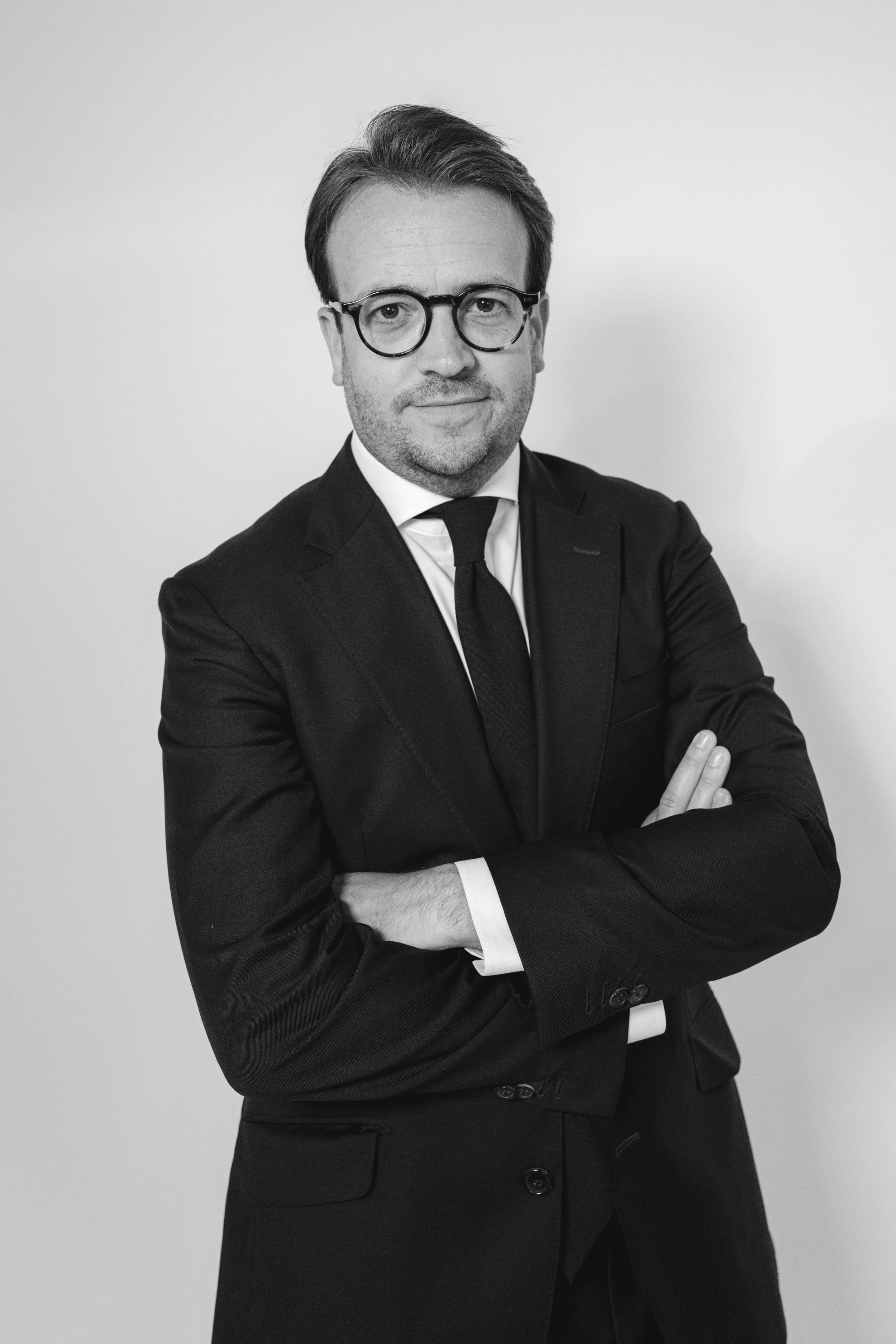Business Portrait Newmark Munich Corporate Shooting - THE HOTIS Editorial Photographer Munich  Business Portrait Newmark München Corporate Shooting - THE HOTIS Editorial Fotograf München
