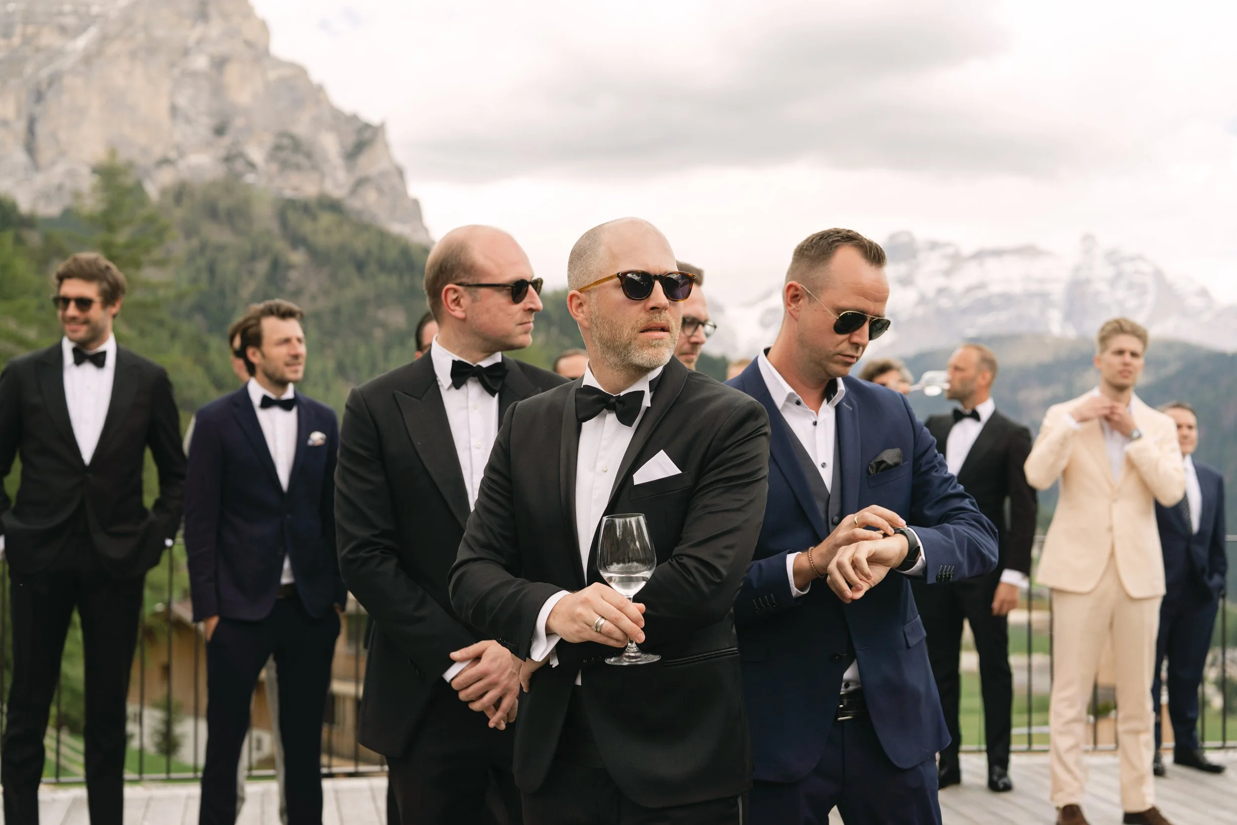 Anja&Konsti_Dolomites_thehotis-25.jpg