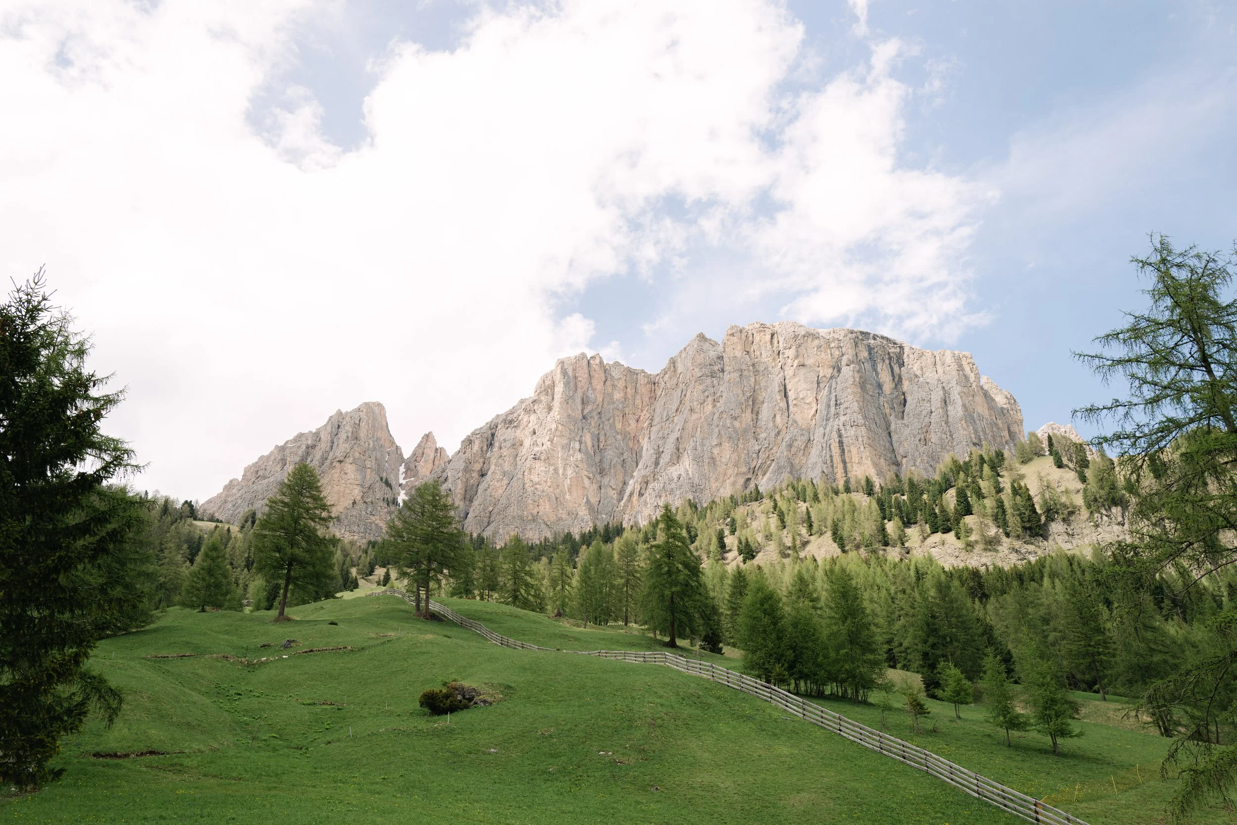Anja&Konsti_Dolomites_thehotis-155.jpg