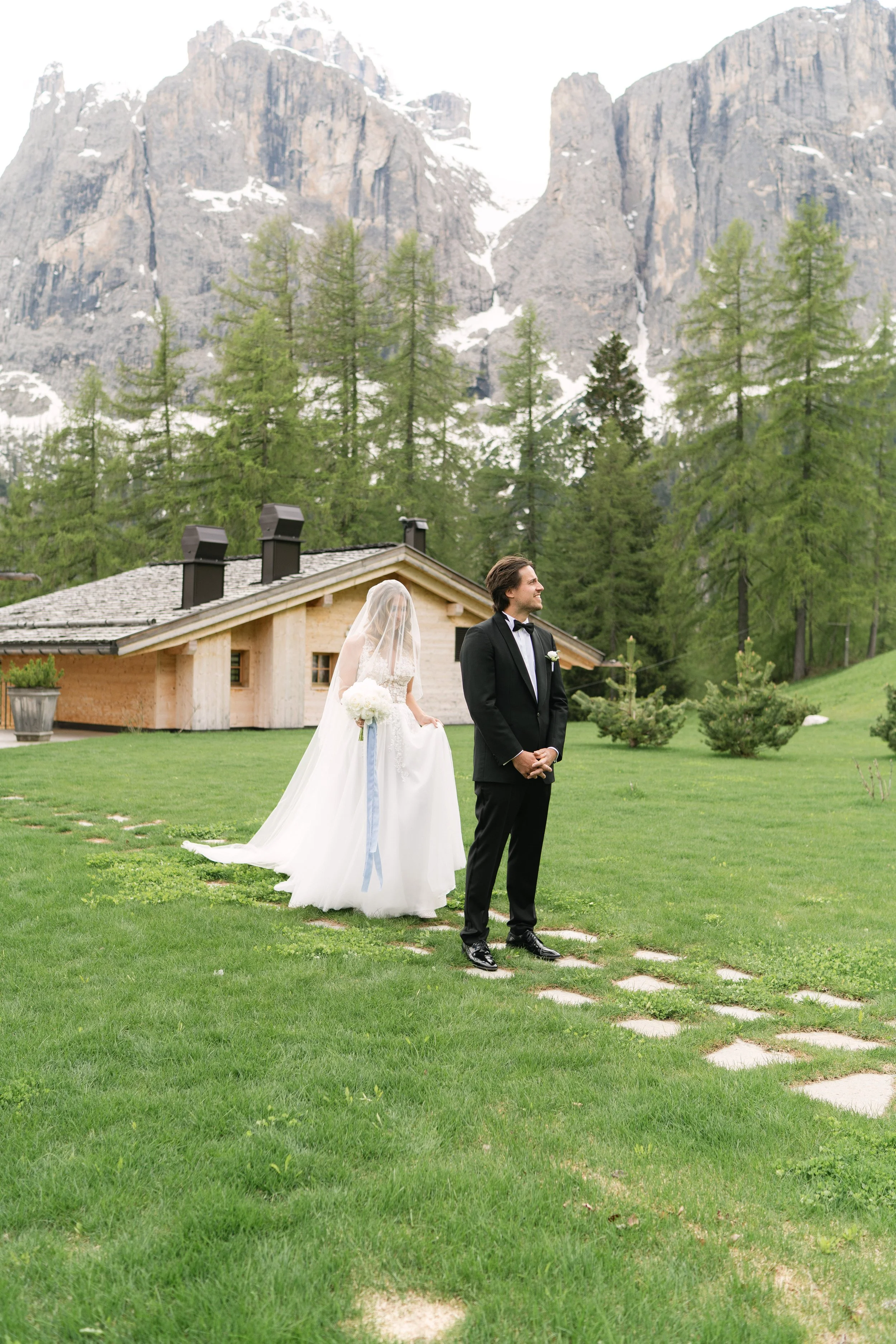 Anja&Konsti_Dolomites_thehotis-97.jpg