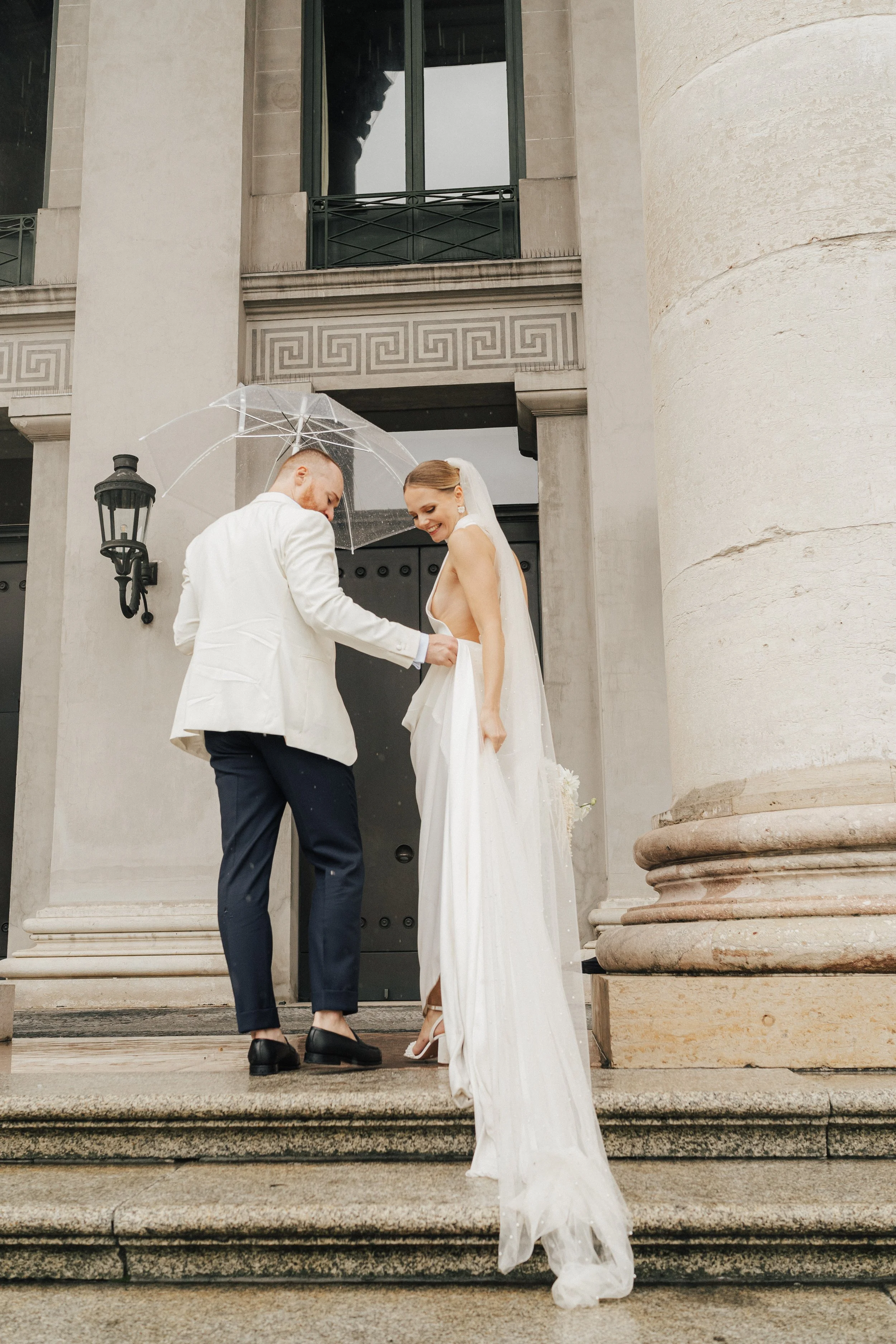 Ali Josef Modern Civil Wedding Munich Staatsoper - THE HOTIS Luxury Wedding Photographer Ali Josef Moderne Standesamtliche Trauung München Staatsoper - THE HOTIS Hochzeitsfotograf