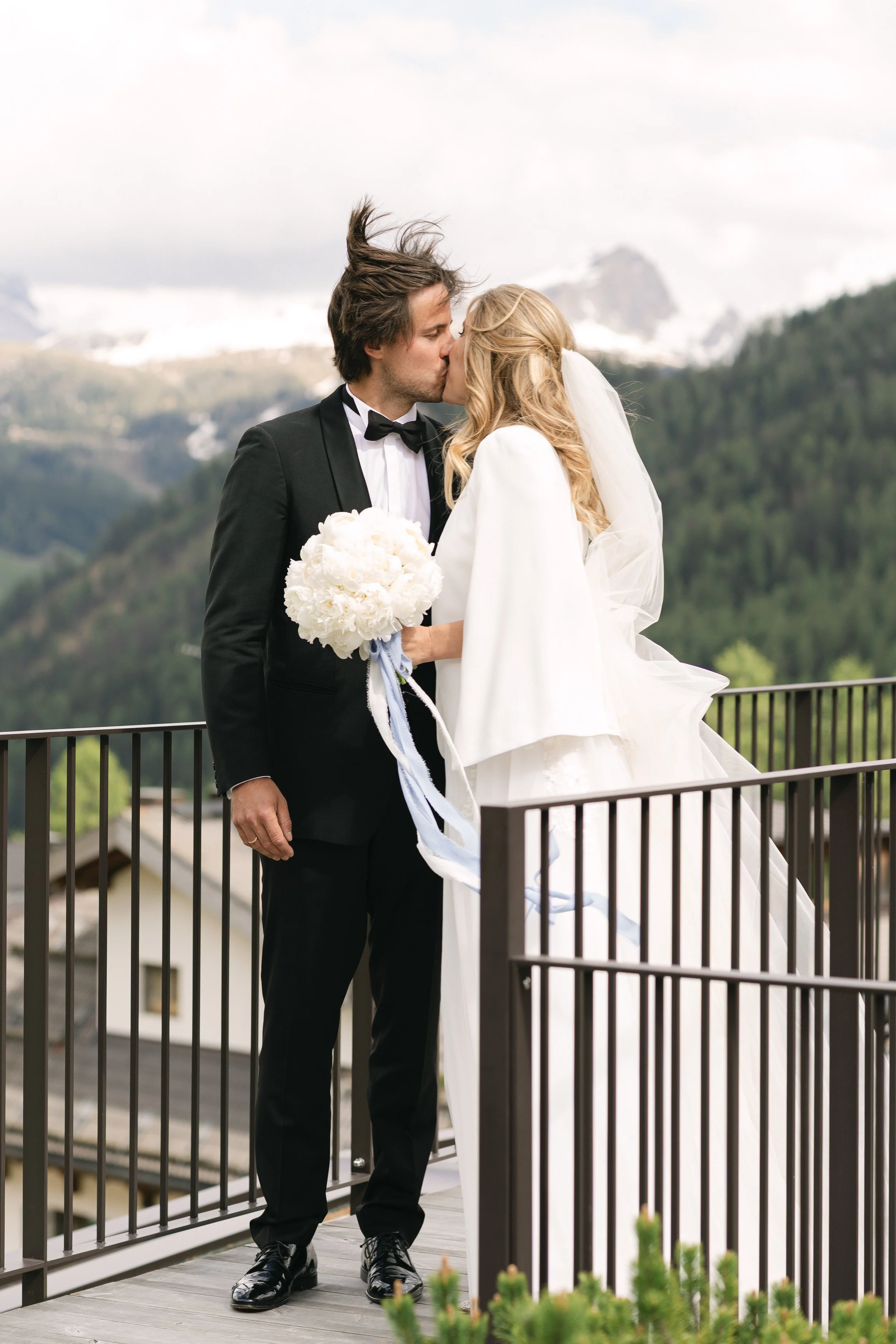 Anja&Konsti_Dolomites_thehotis-129.jpg