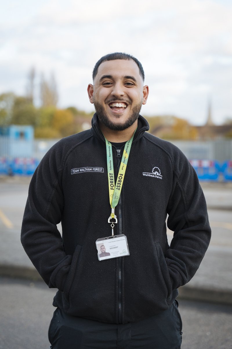 london-headshot-photographer-worker-portraits-15.jpg