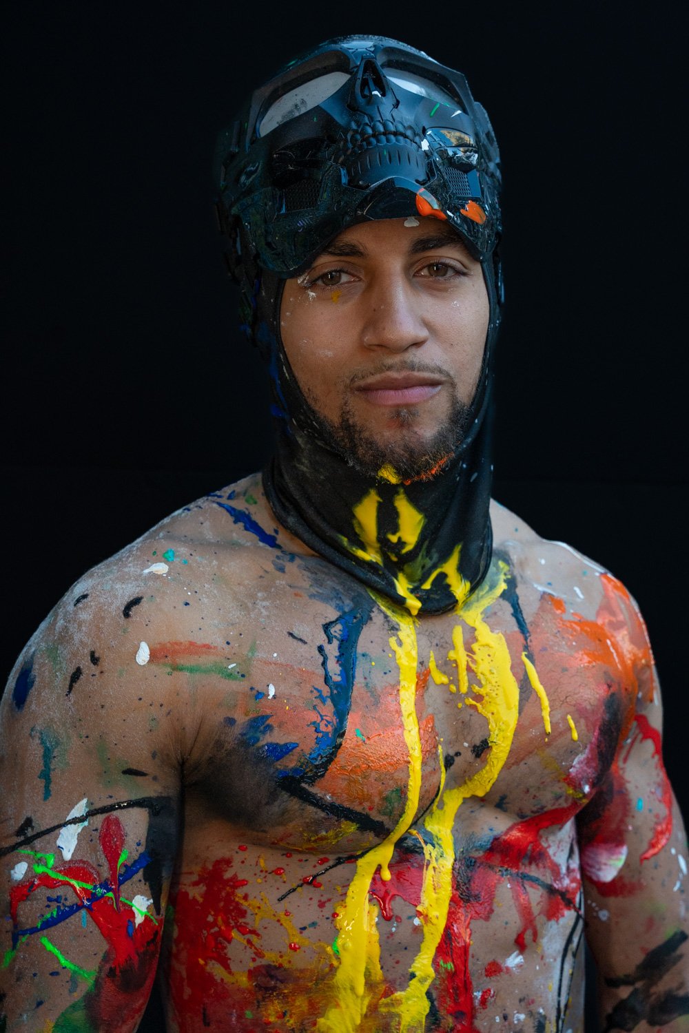 Portrait-photographer-london-notting-hill-carnival-paint-fight-4.jpg