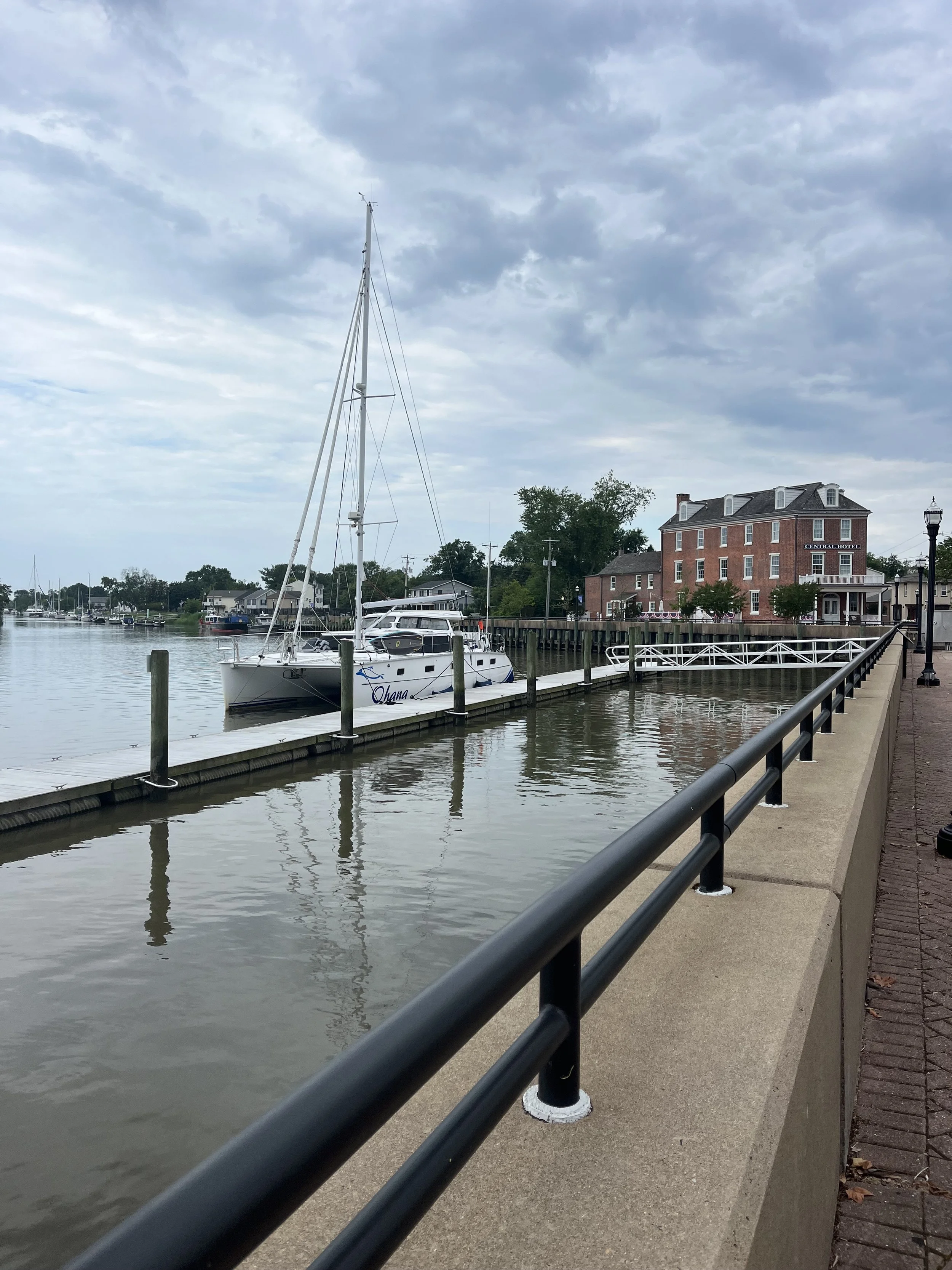 Ohana Charters specialize in personalized sailing charters, catamaran