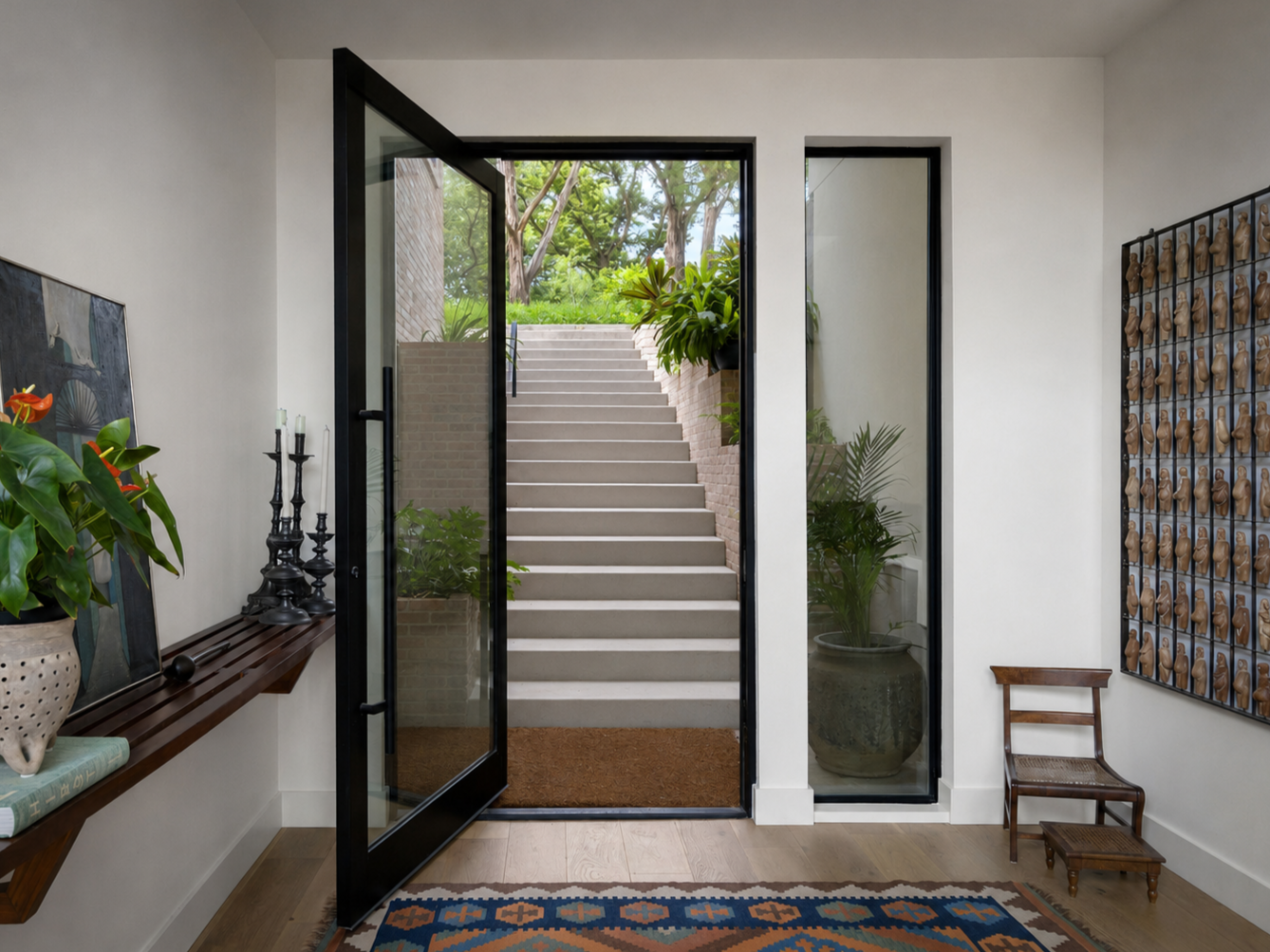 Pivoting+door+and+artwork.png