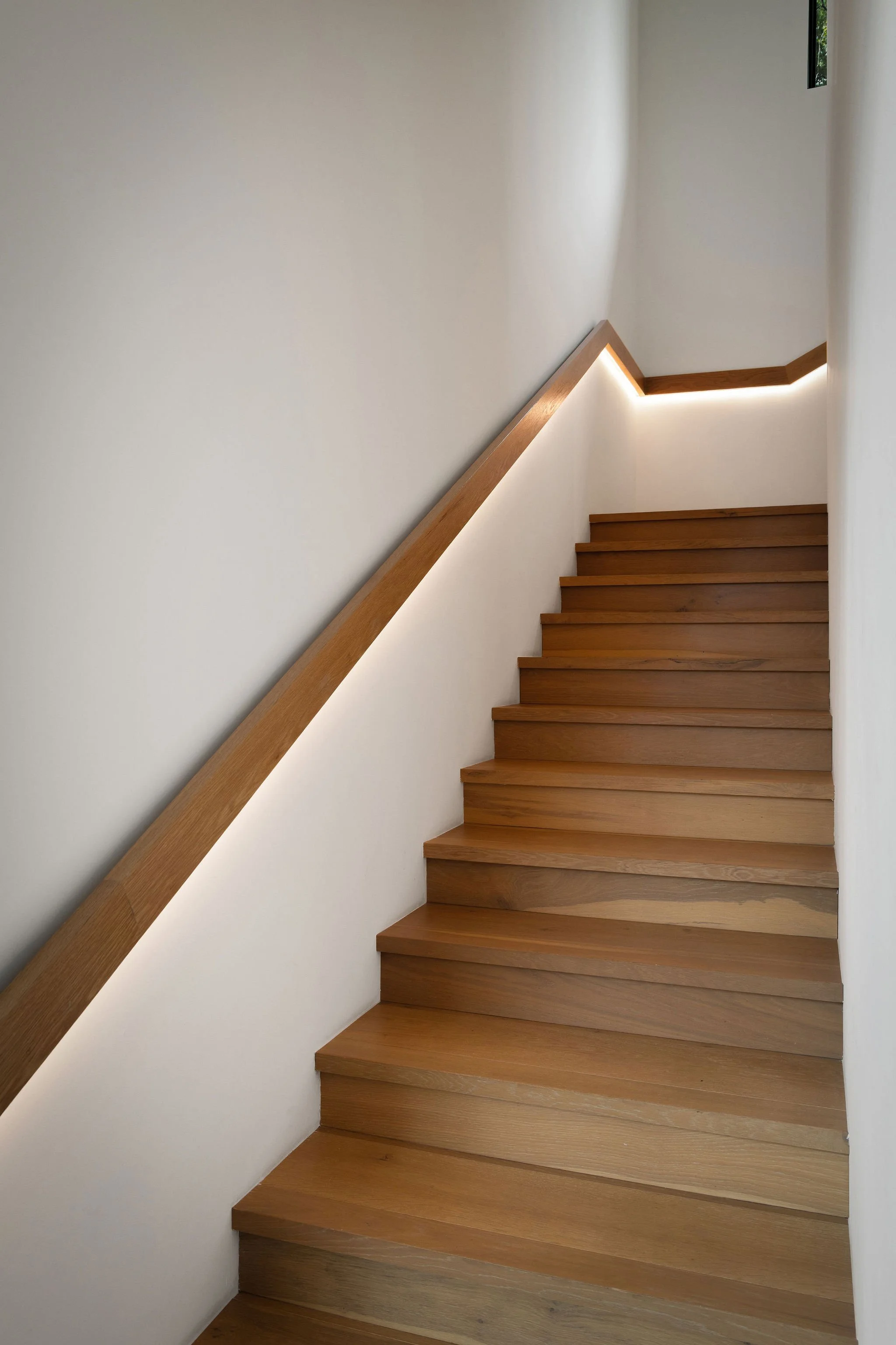 LORR3885.jpg