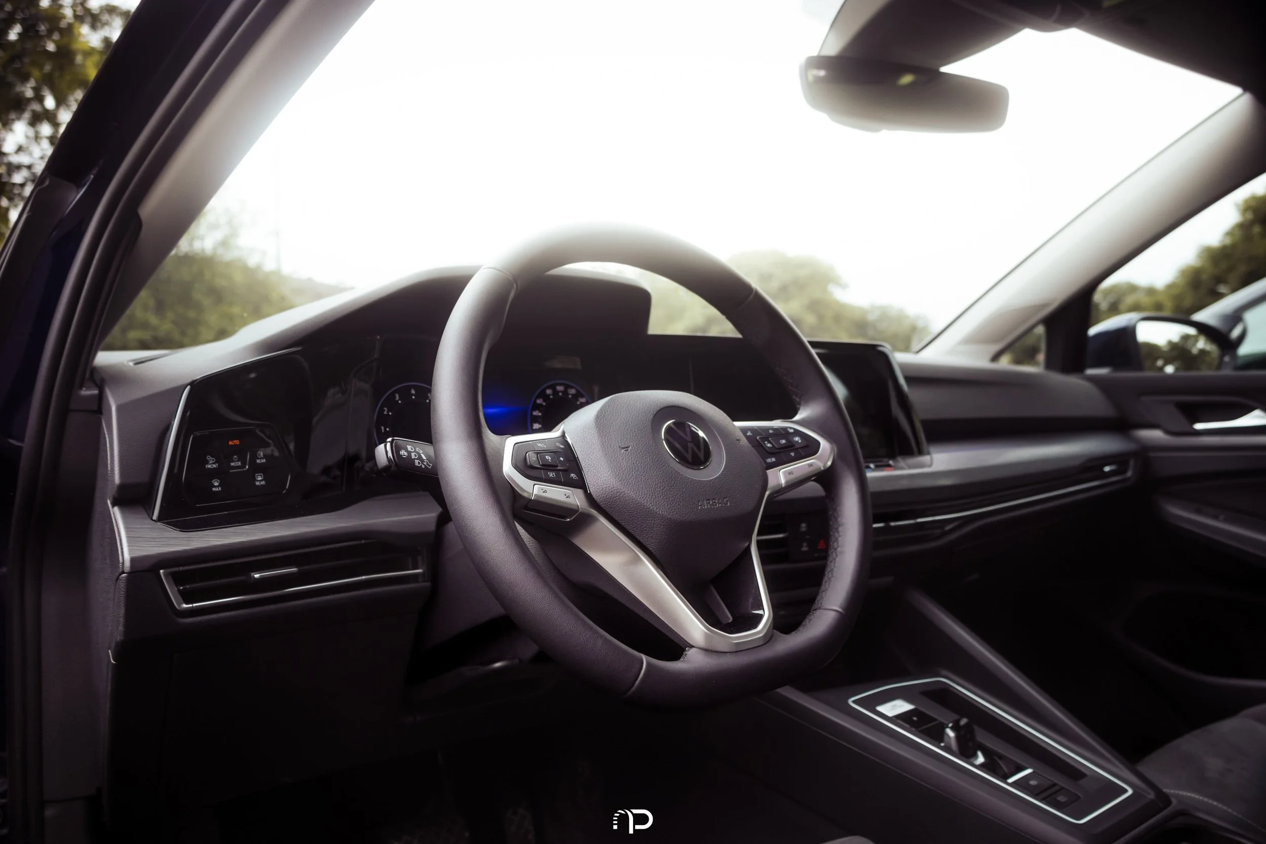 volkstylebase-14-min.jpg