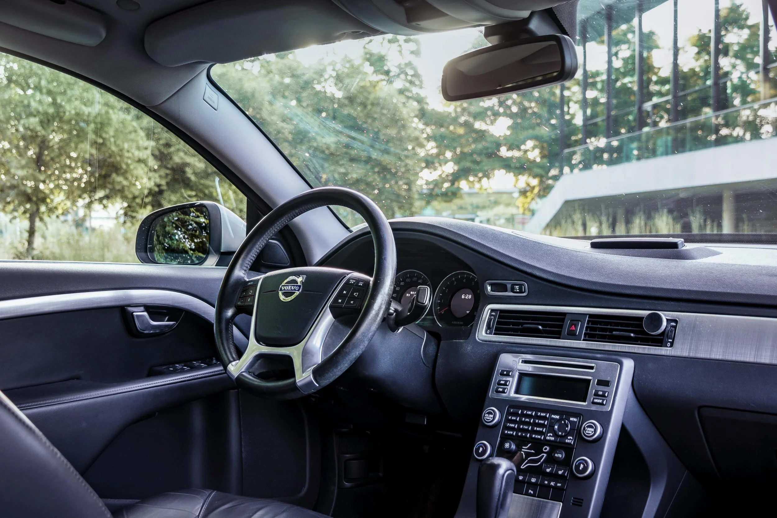 Volvo S80-11-min.jpg