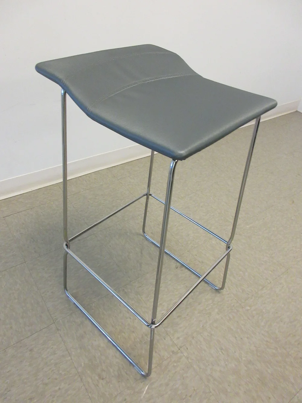 Coalesse Last Minute 美しき Stool ラストミニットスツール b