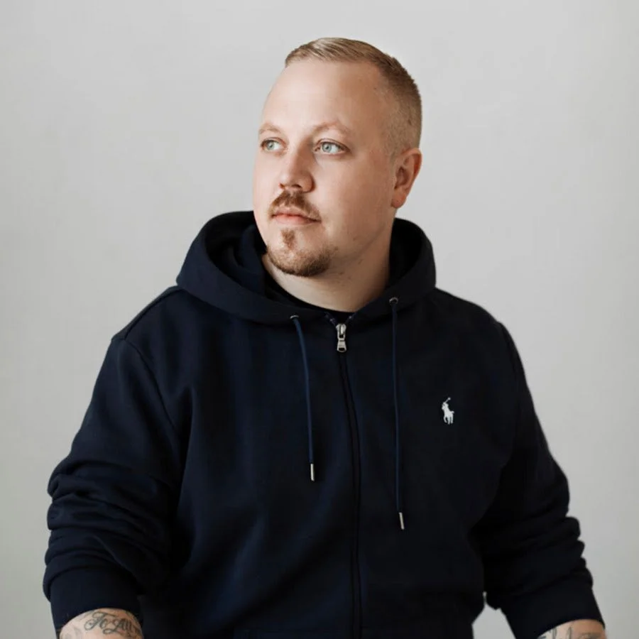 SEBASTIAN STAKSET.jpeg