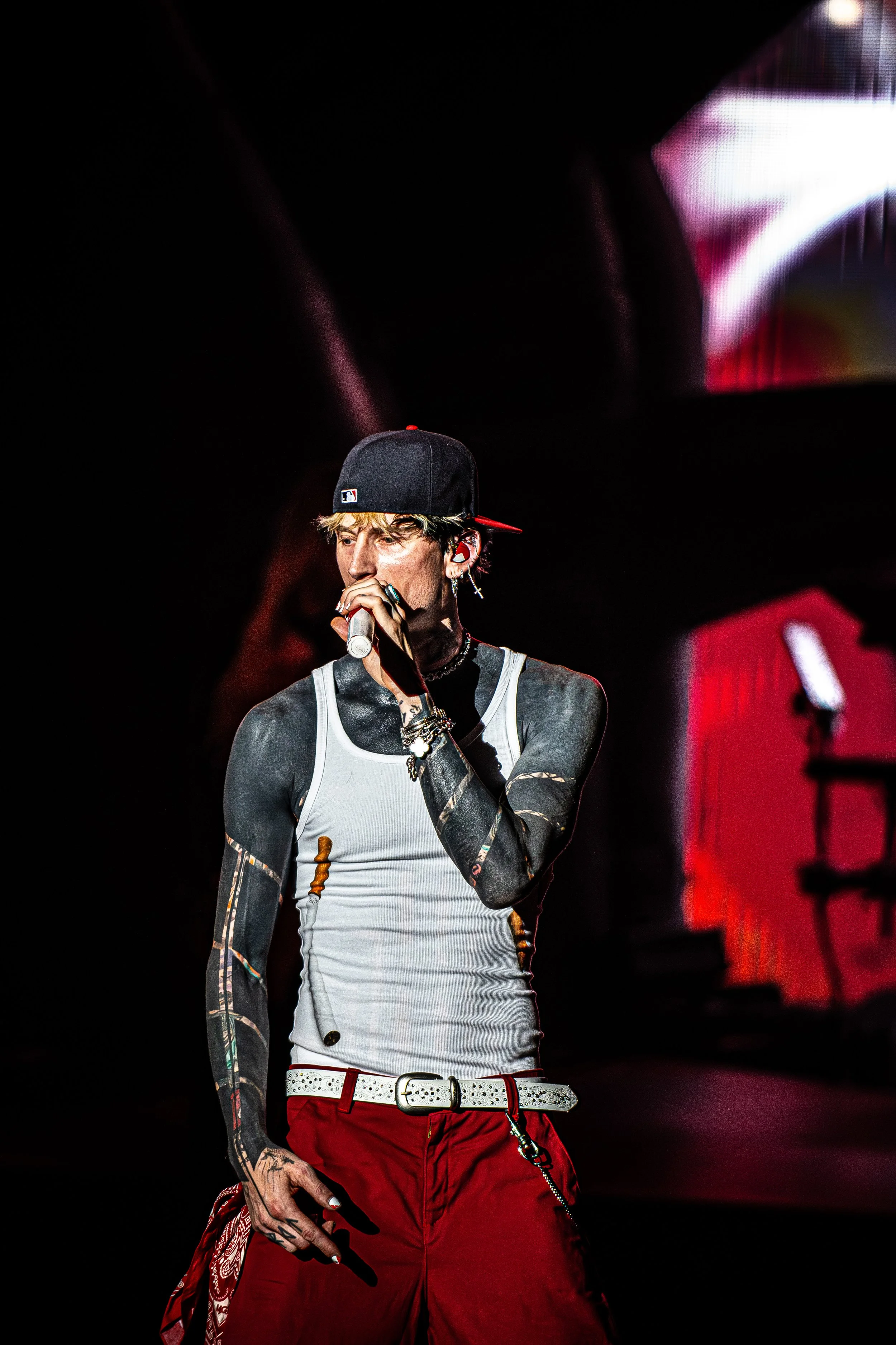 JTShots_MGK_HolmdelNJ_001-75.jpg