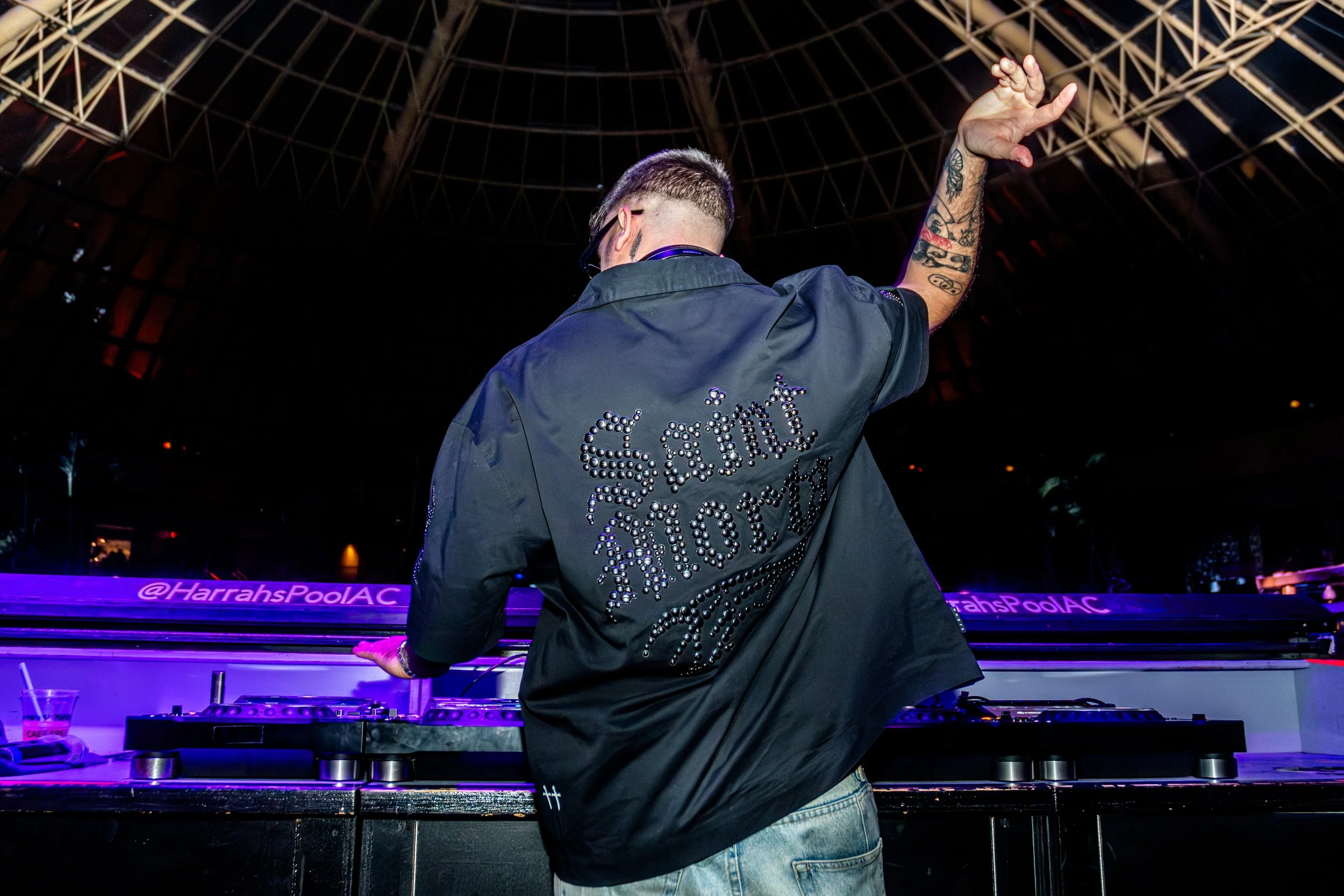 MATRODA_PoolAfterDark_JTShots_01-106.jpg