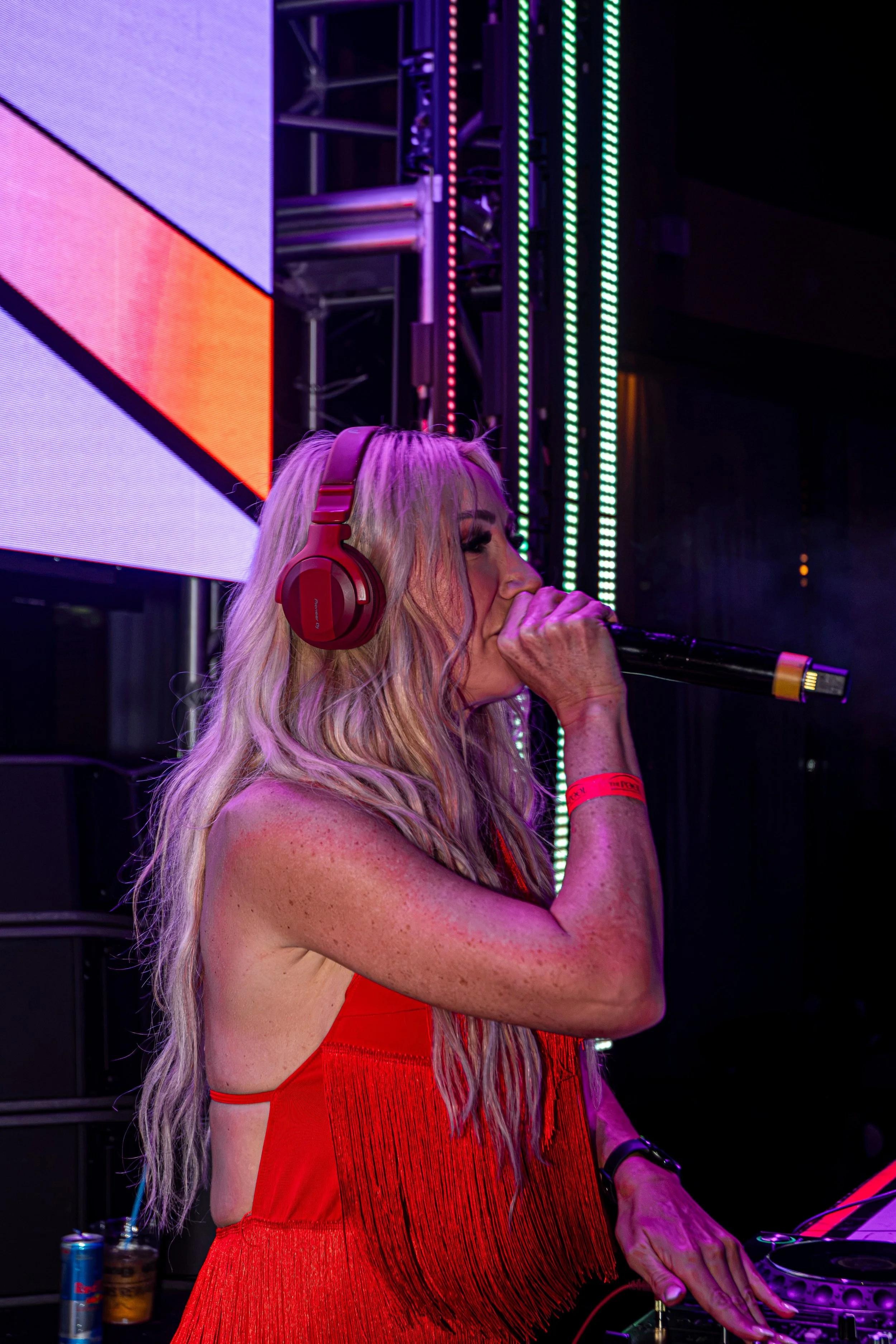 Jen-Jones_Pool-After-Dark_-32.jpg