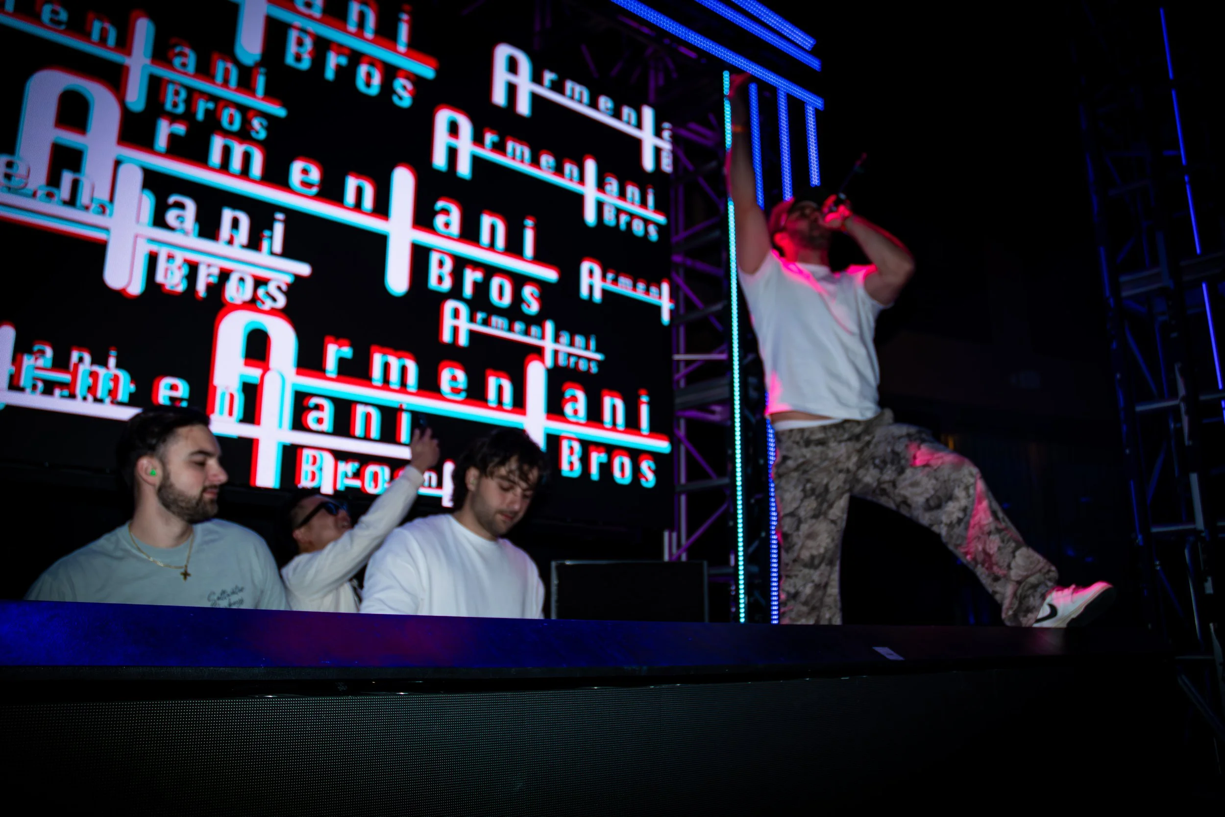 DSC_2975.jpg