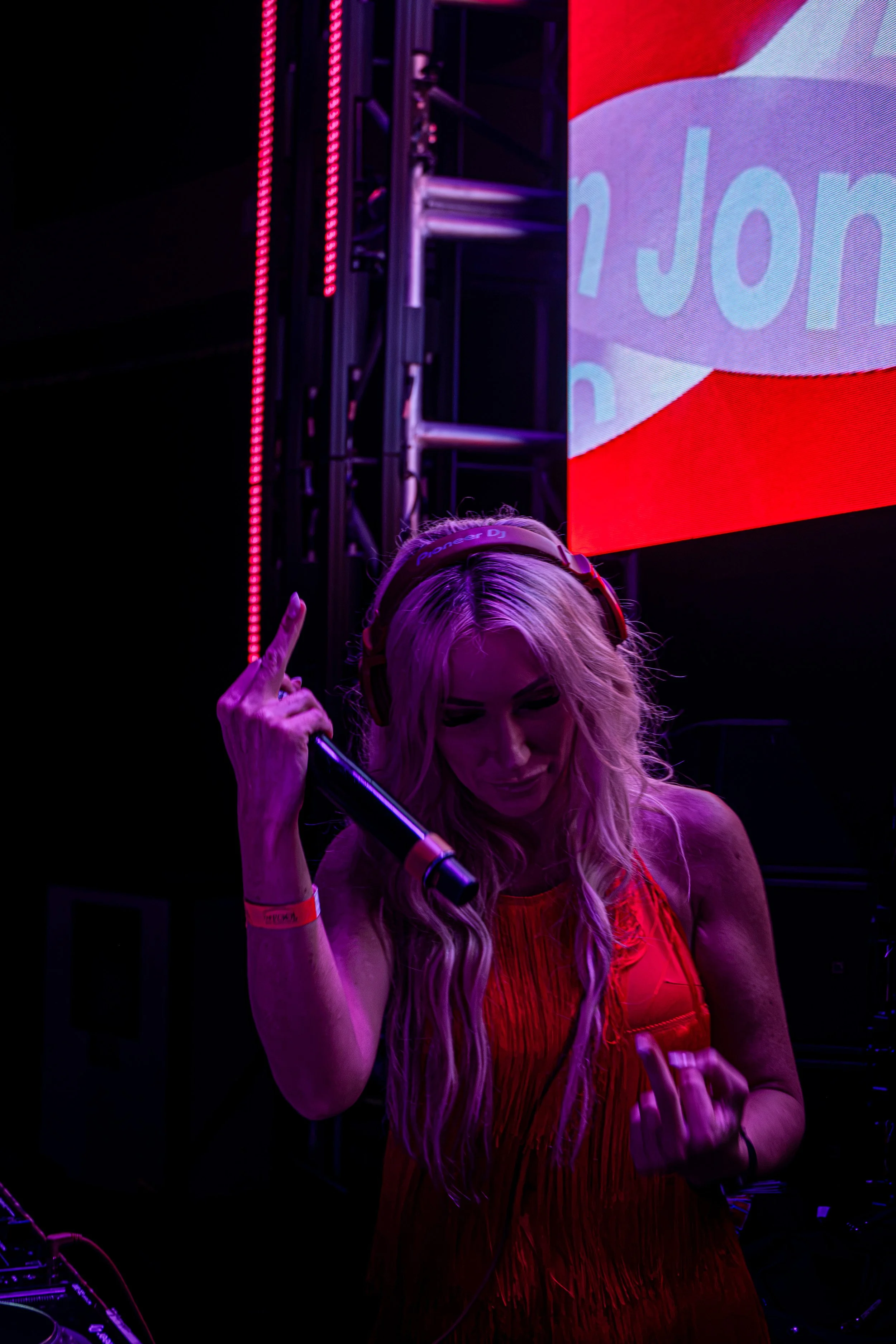 Jen-Jones_Pool-After-Dark_-85.jpg